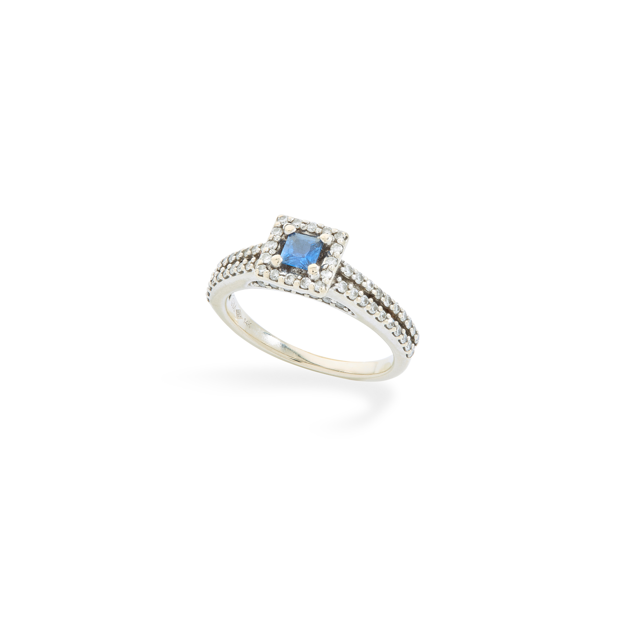 A sapphire and diamond cluster ring