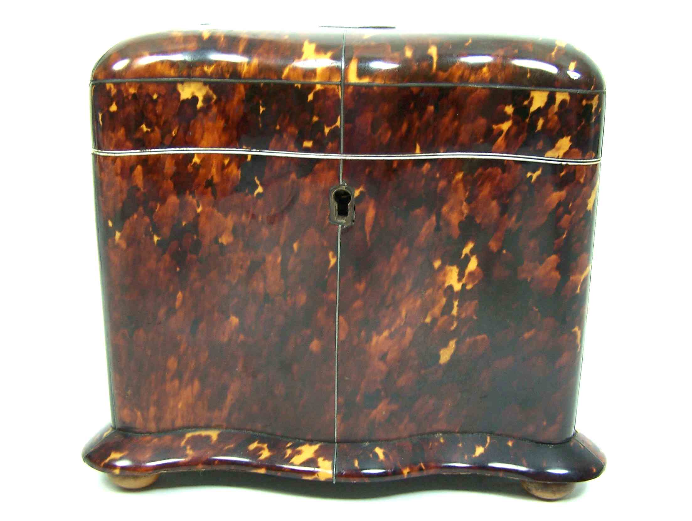 An early Victorian period tortoiseshell box