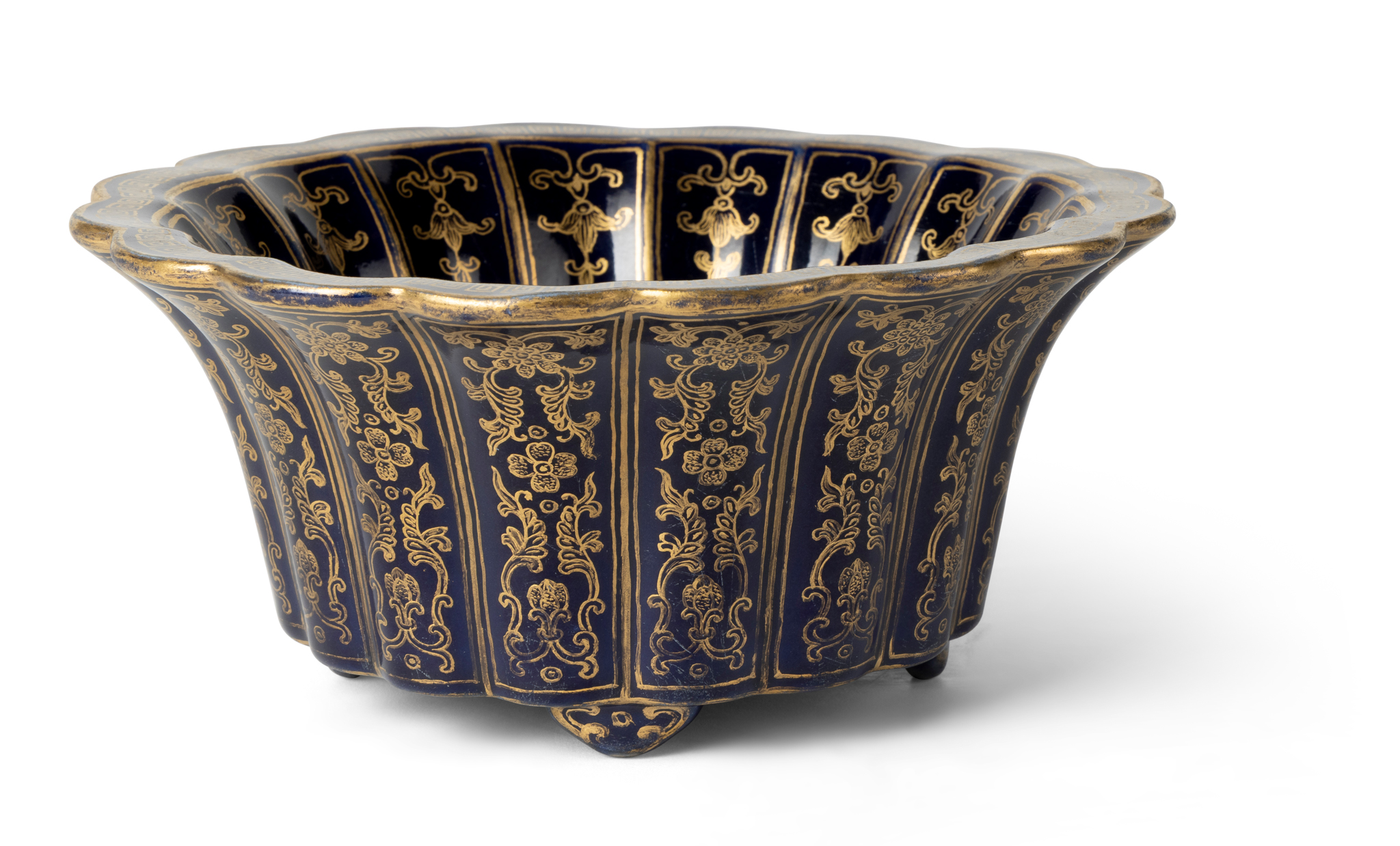 CHINESE GILT-DECORATED BLUE-GLAZED LOBED JARDINIÈRE
