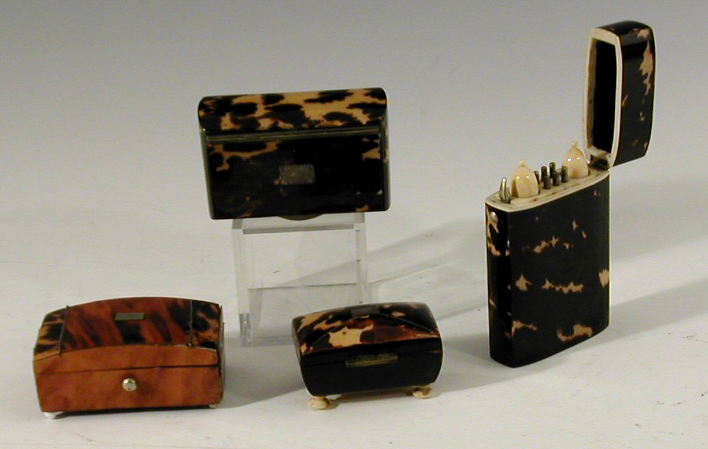 A 19th century tortoiseshell etui,