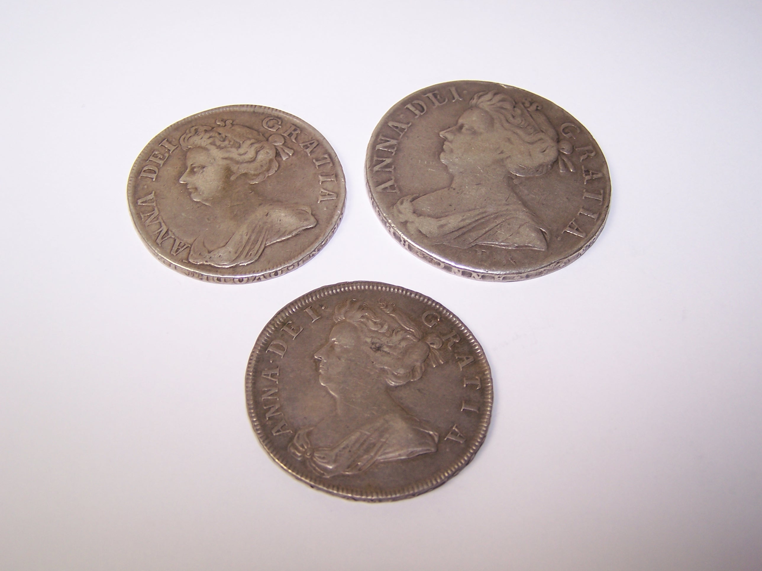 A Queen Anne 1707E crown