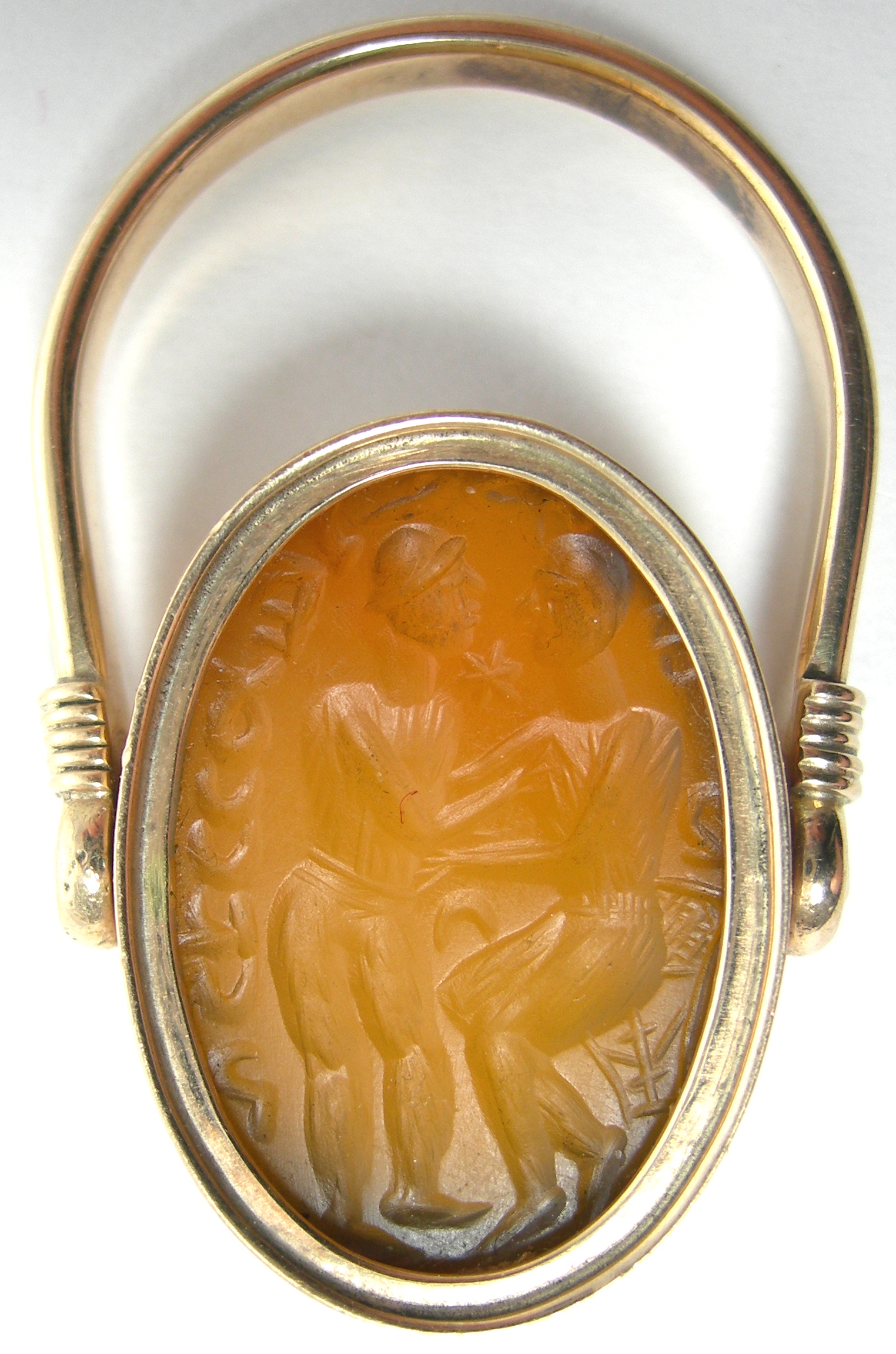 An intaglio set seal,