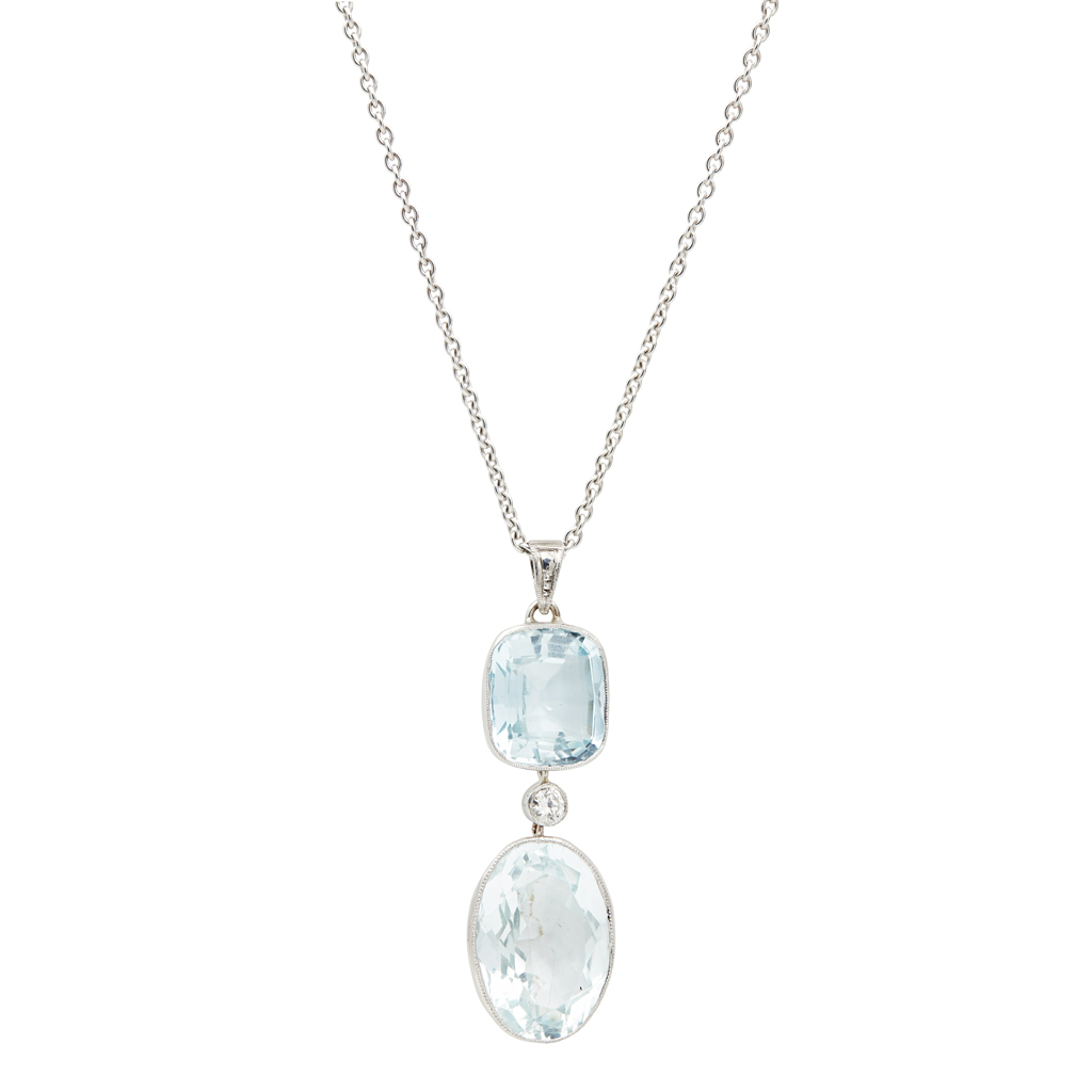 An aquamarine pendant