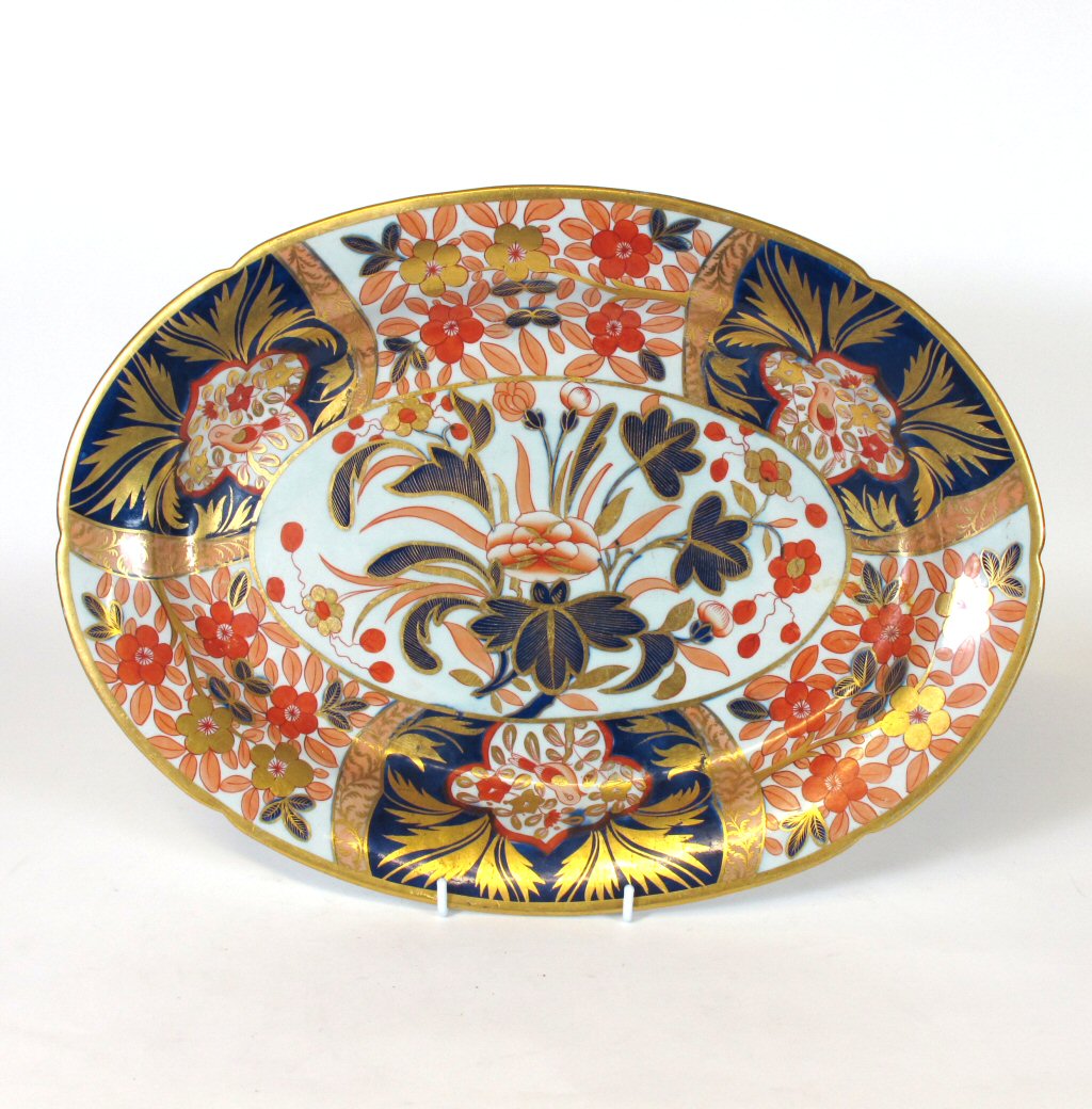 SPODE IMARI PATTERN MATCHED PART DINNER SERVICE