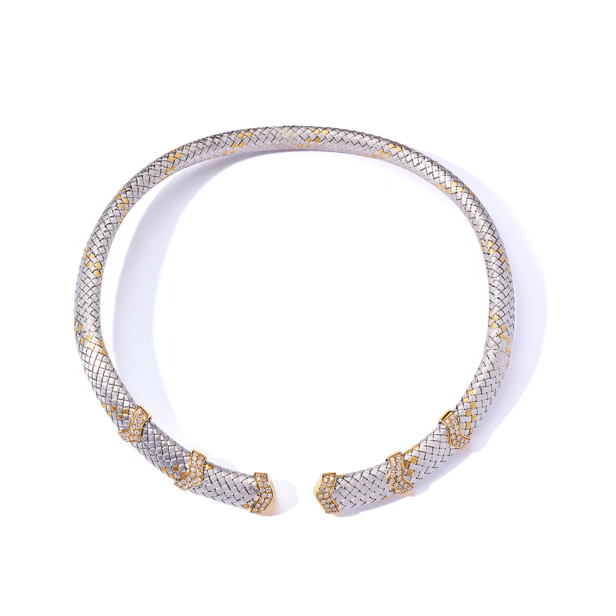 Arimar: A diamond-set torque necklace