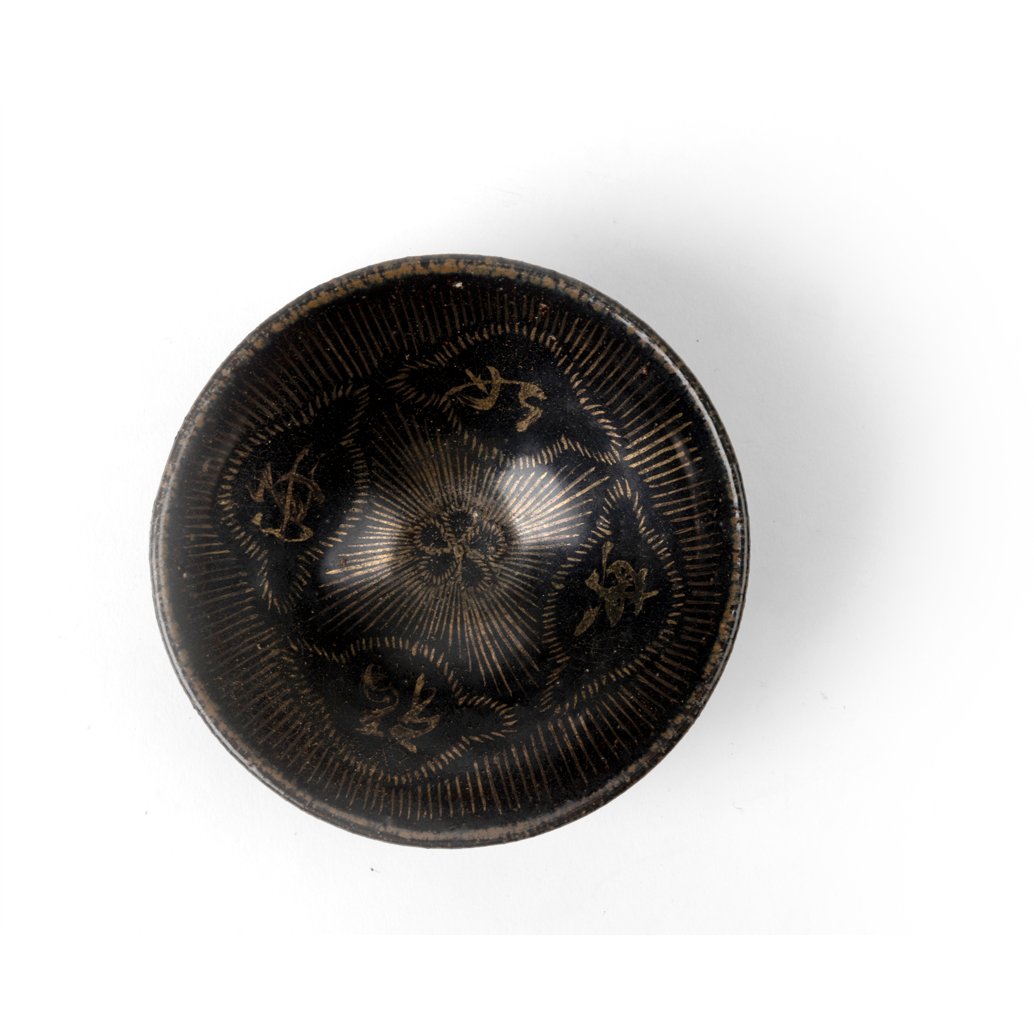 GILT-INSCRIBED BLACK-GLAZED TEA BOWL