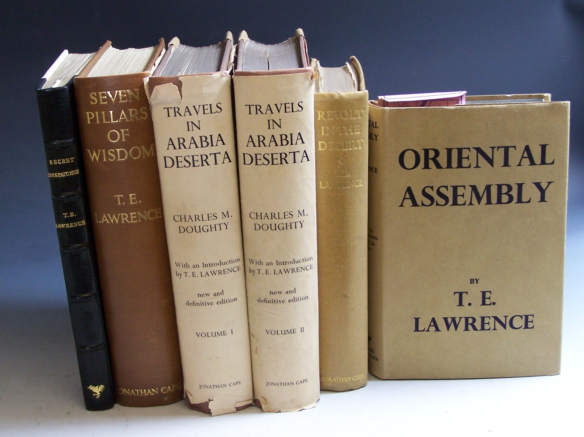 Golden Cockerel Press - Lawrence, T.E.