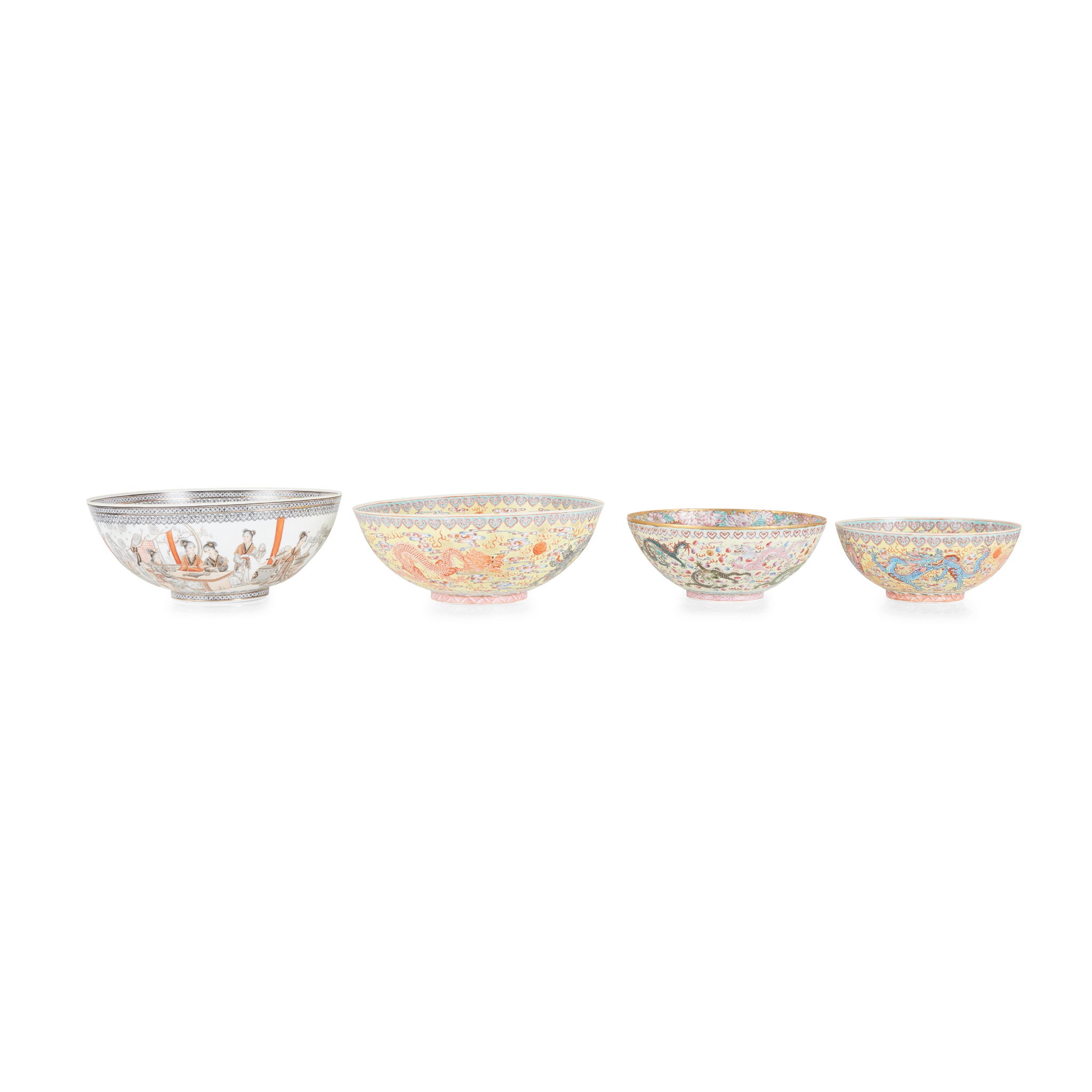 GROUP OF FOUR EGGSHELL FAMILLE ROSE BOWLS
