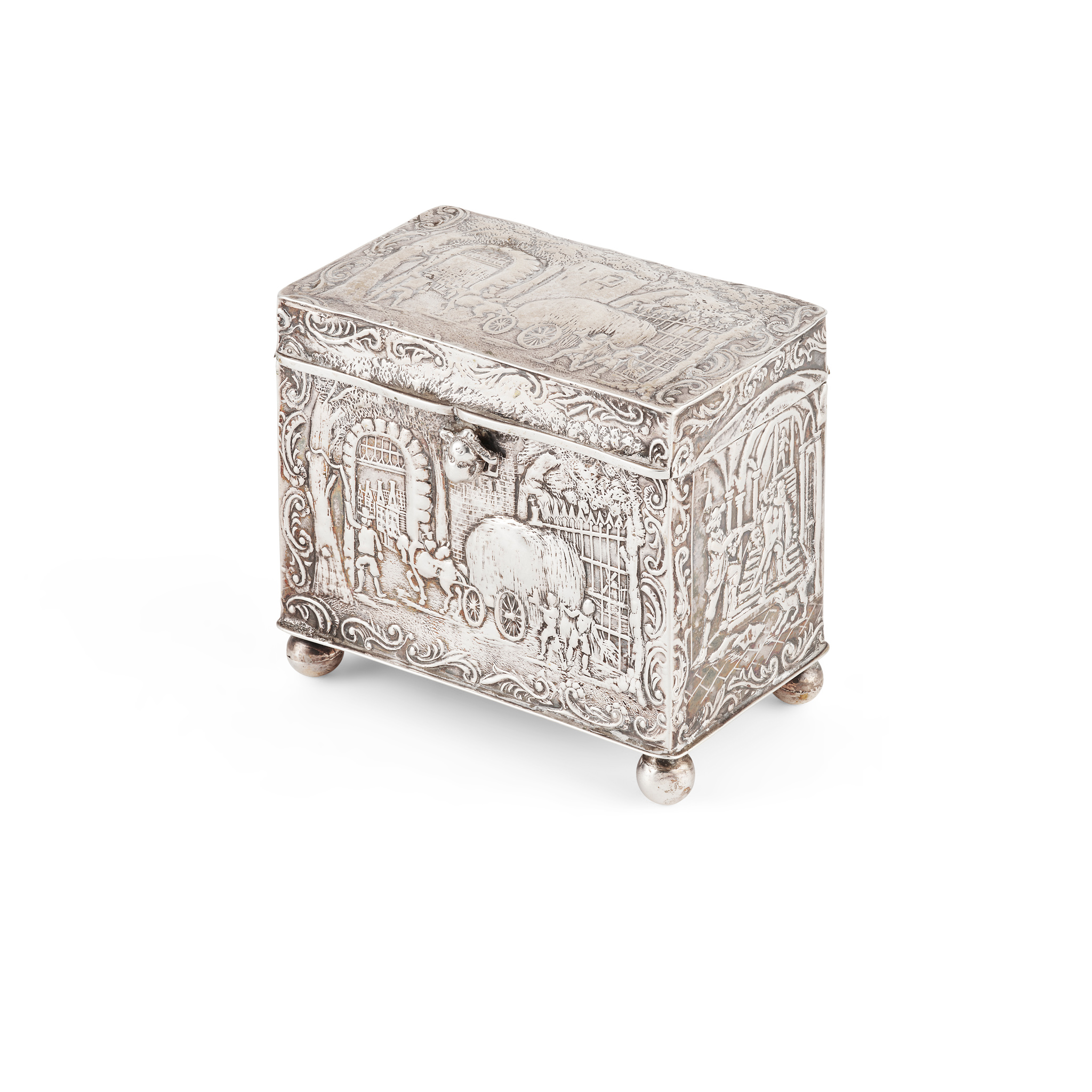 A 19TH CENTURY DUTCH BOX