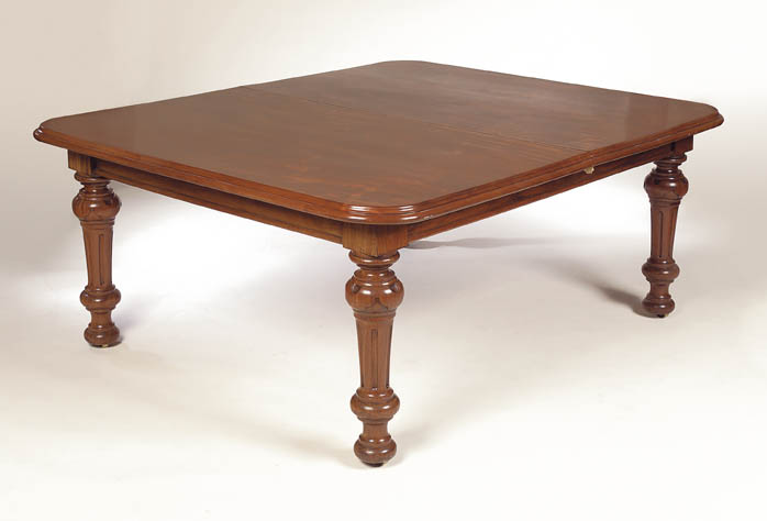 A Victorian mahogany extending dining table,