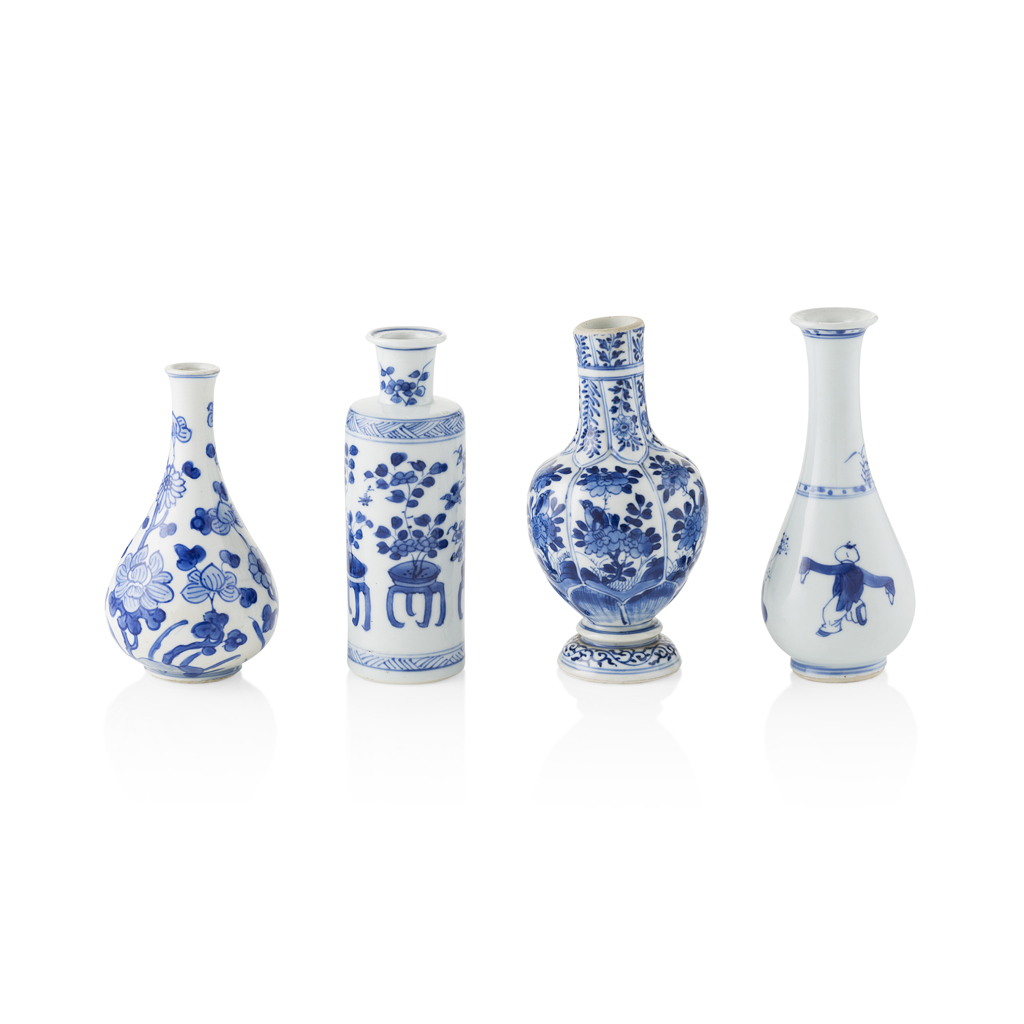 GROUP OF THREE SMALL BLUE AND WHITE VASES
