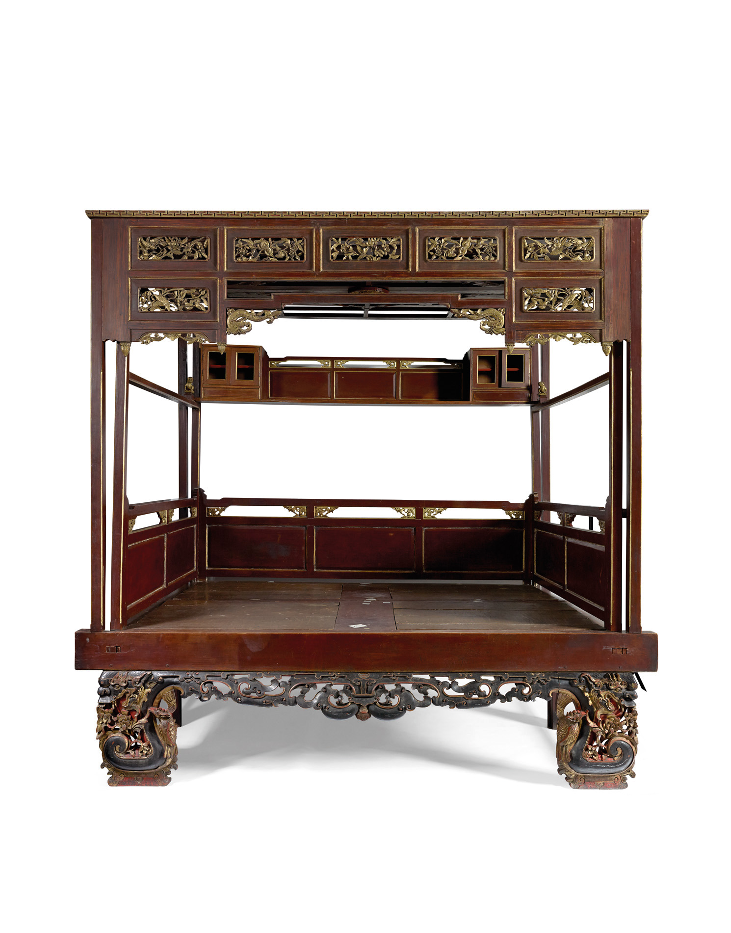 CHINESE POLYCHROMED AND GILT FOUR POST BED
