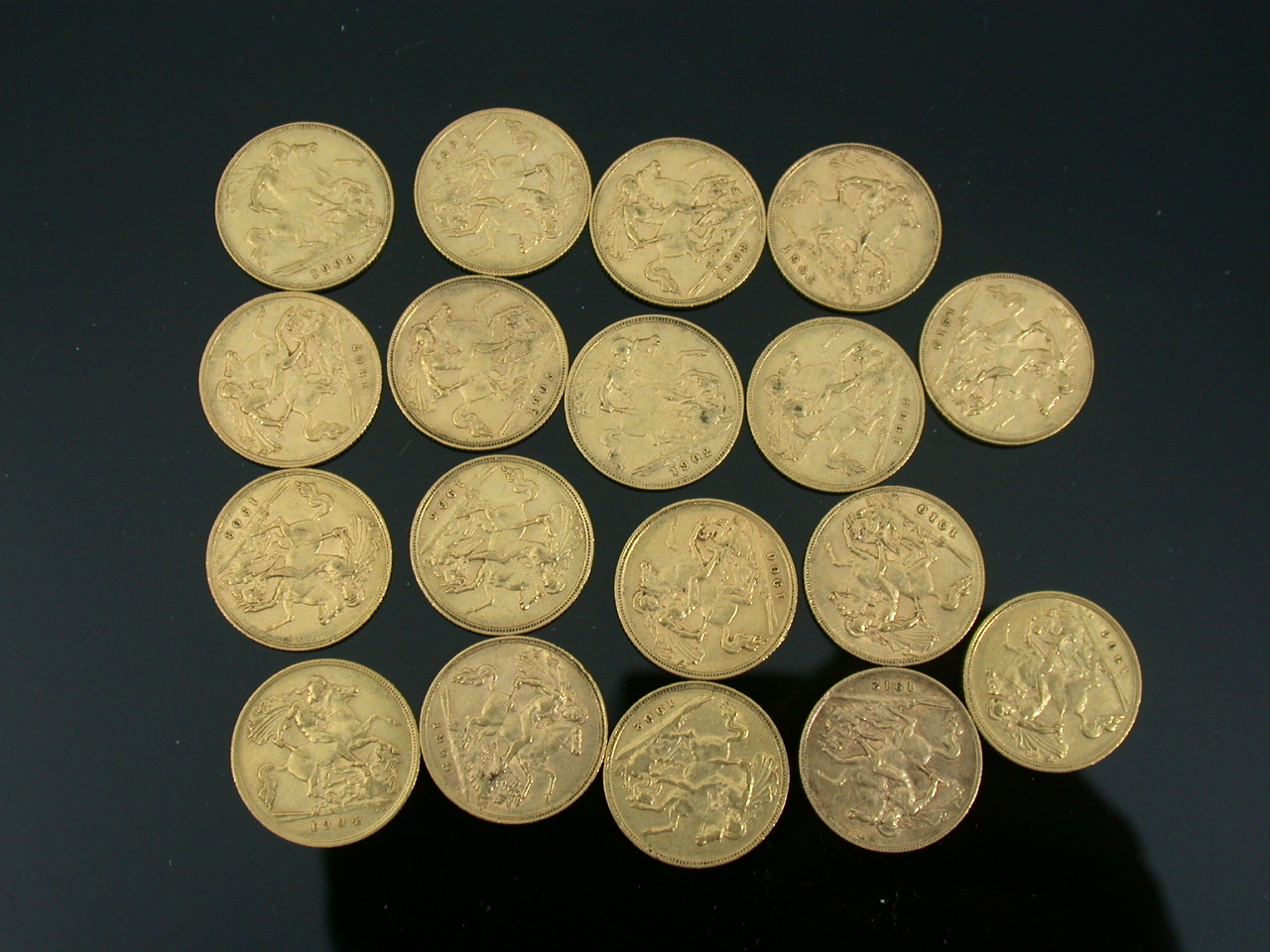 Eighteen assorted Half Sovereigns,