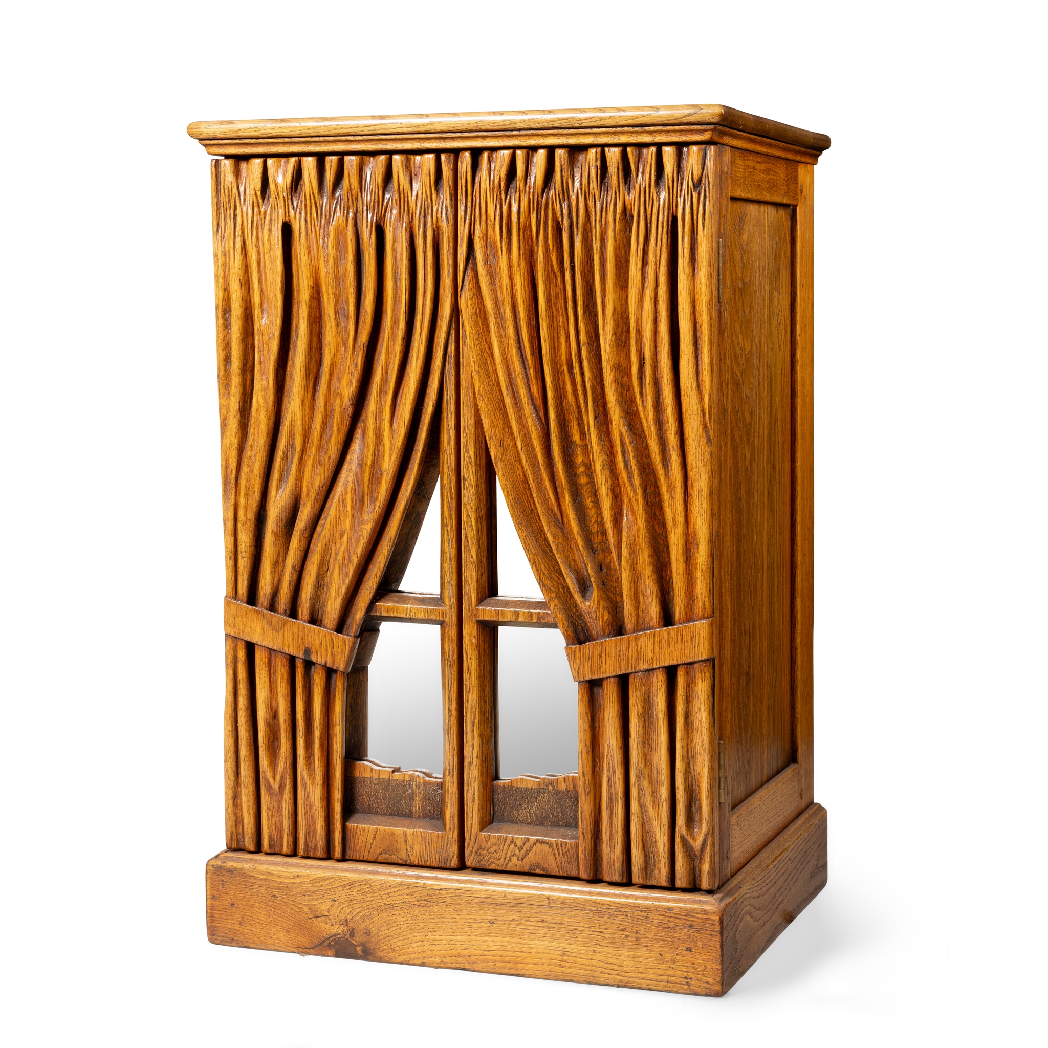 A PAIR OF OAK SIDE CABINETS