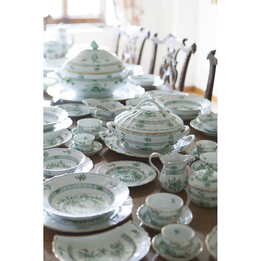 A HEREND 'COUNT APPONYI' PART DINNER, TEA AND COFFEE SERVICE