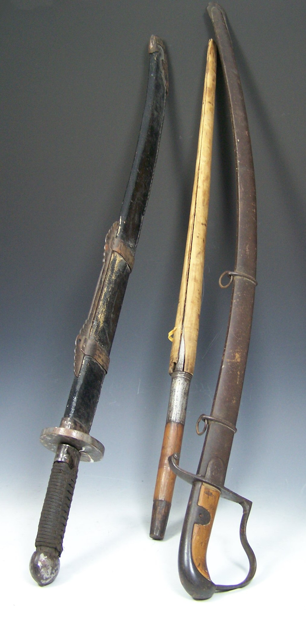 A pattern 1796 light cavalry sabre