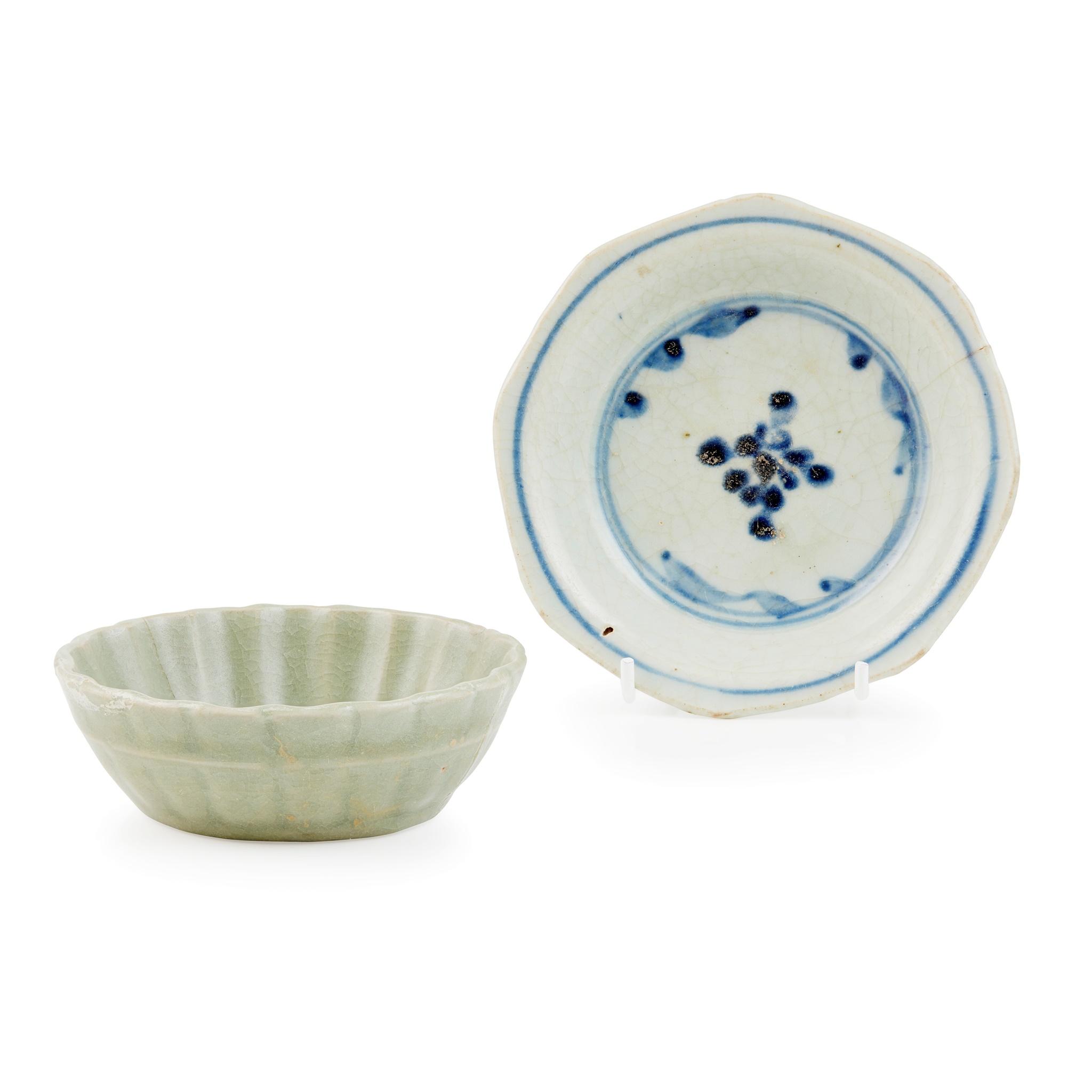 LONGQUAN CELADON LOBED BOWL