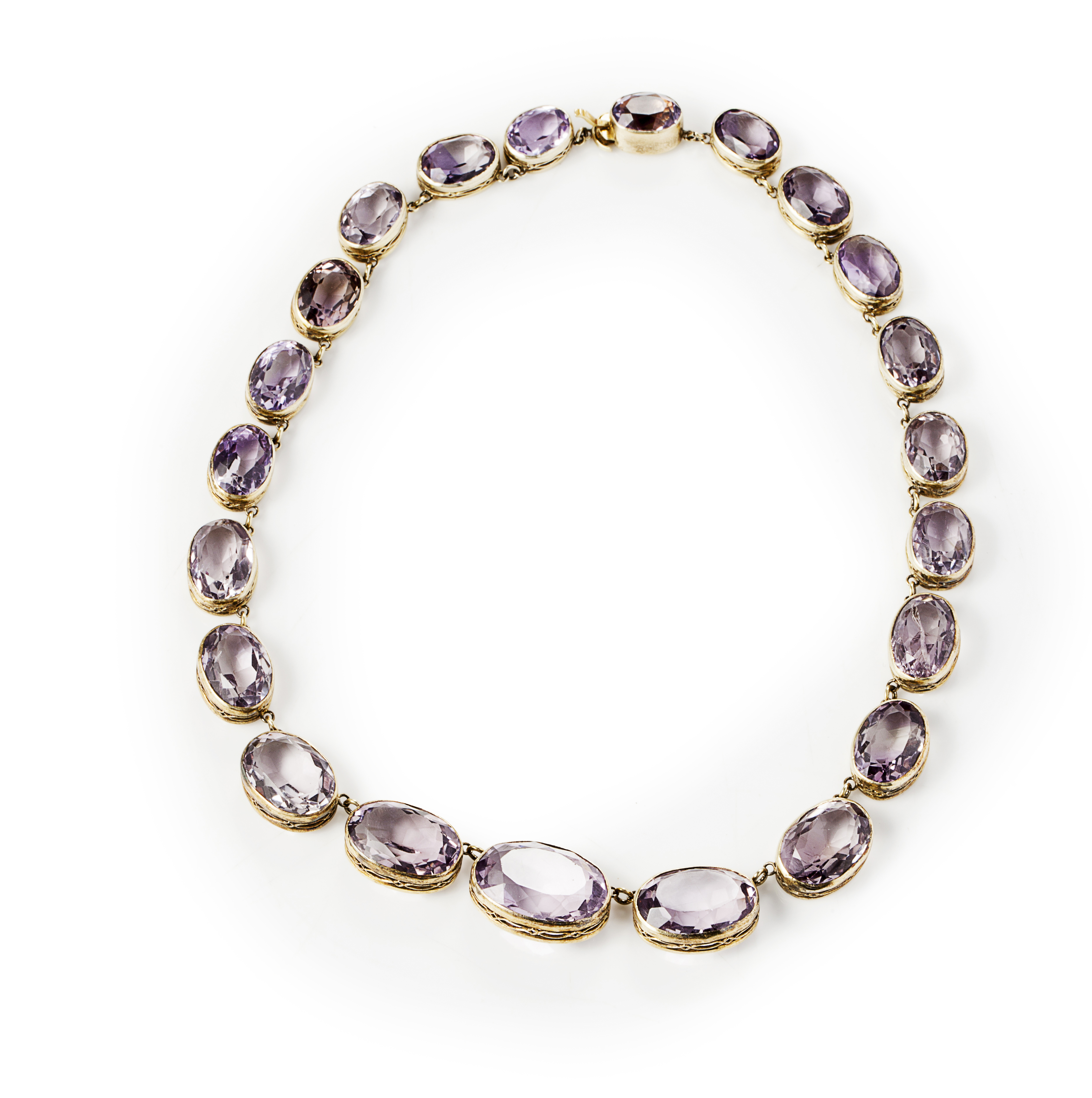 An amethyst riviere necklace