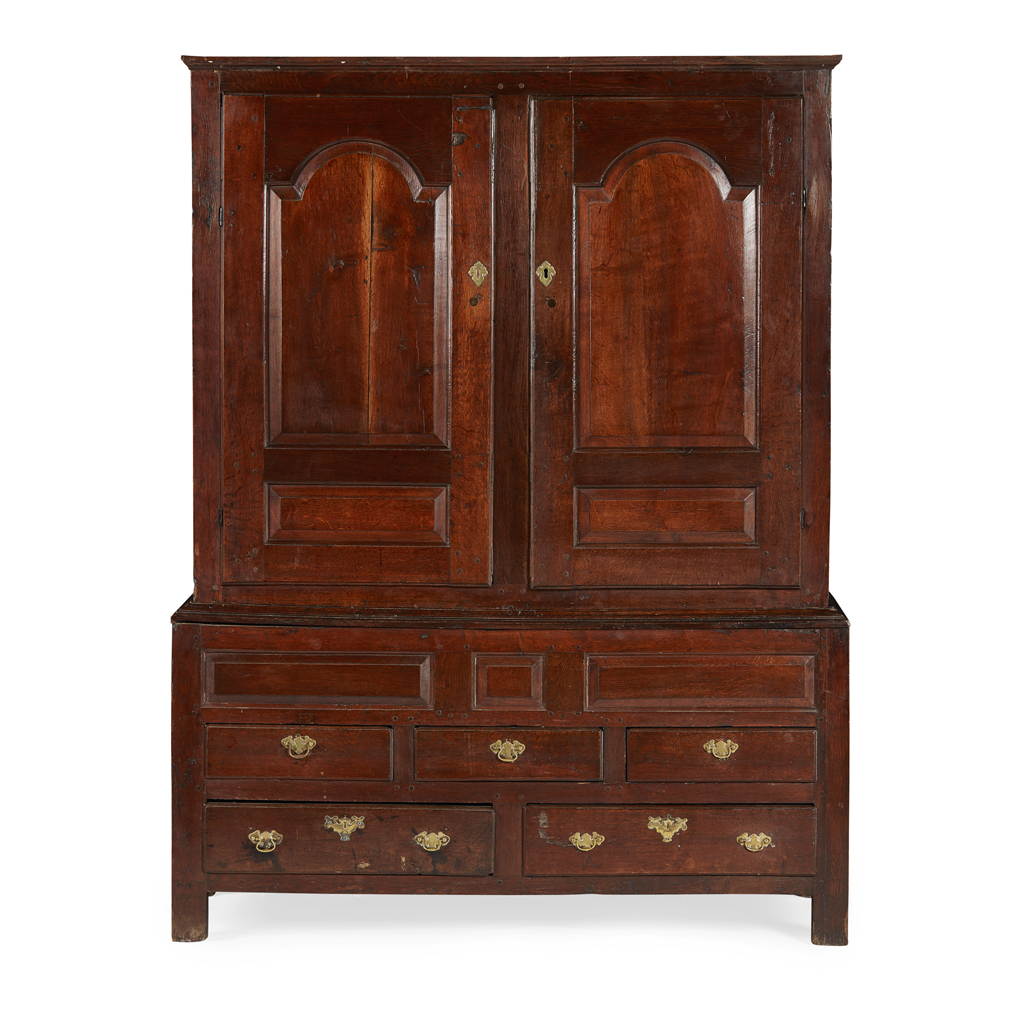 GEORGE III OAK CUPBOARD