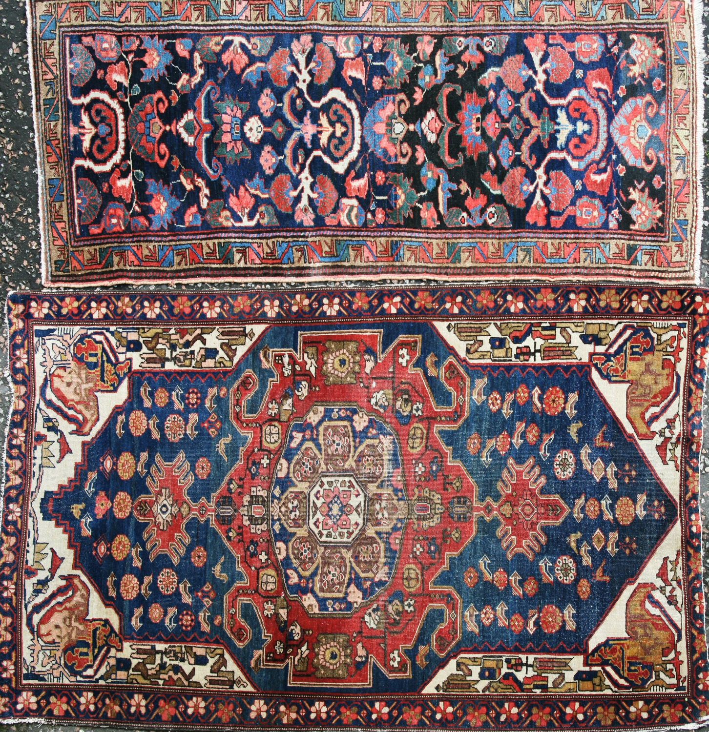 BAKHTIARI RUG