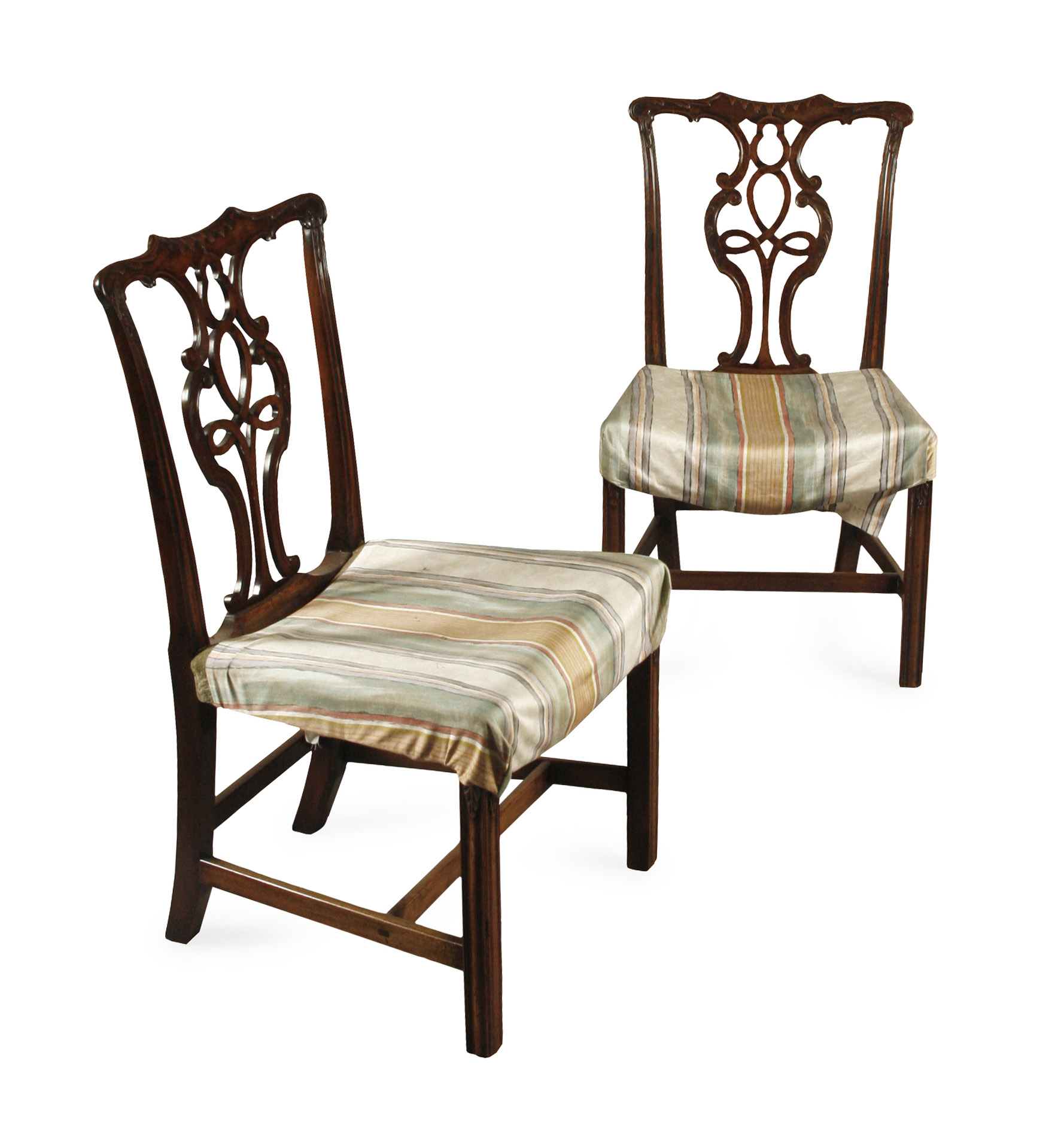 PAIR OF GEORGE III MAHOGANY CHIPPENDALE PATTERN SIDE CHAIRS