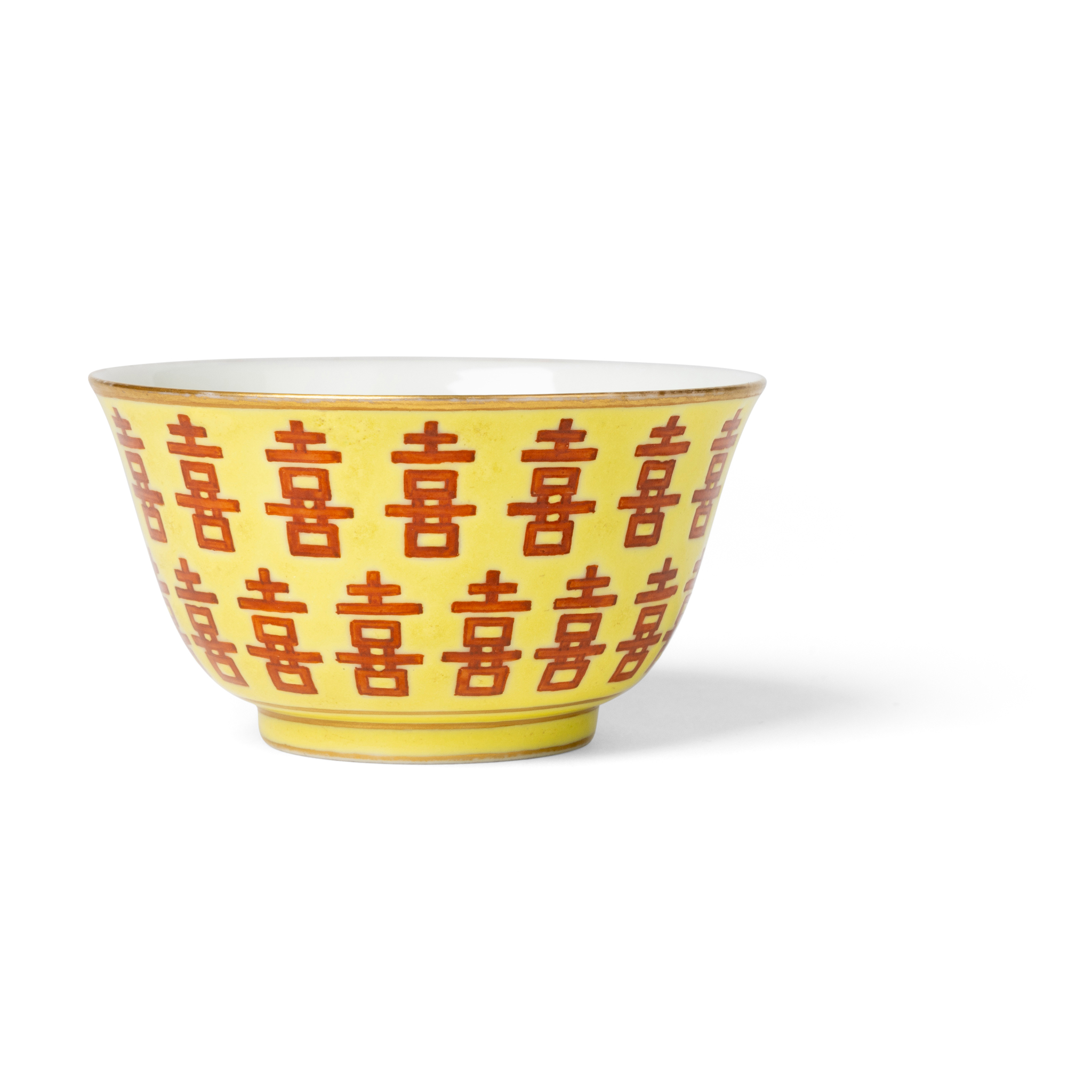 CHINESE YELLOW-GROUND IRON-RED-DECORATED 'DOUBLE HAPPINESS' CUP