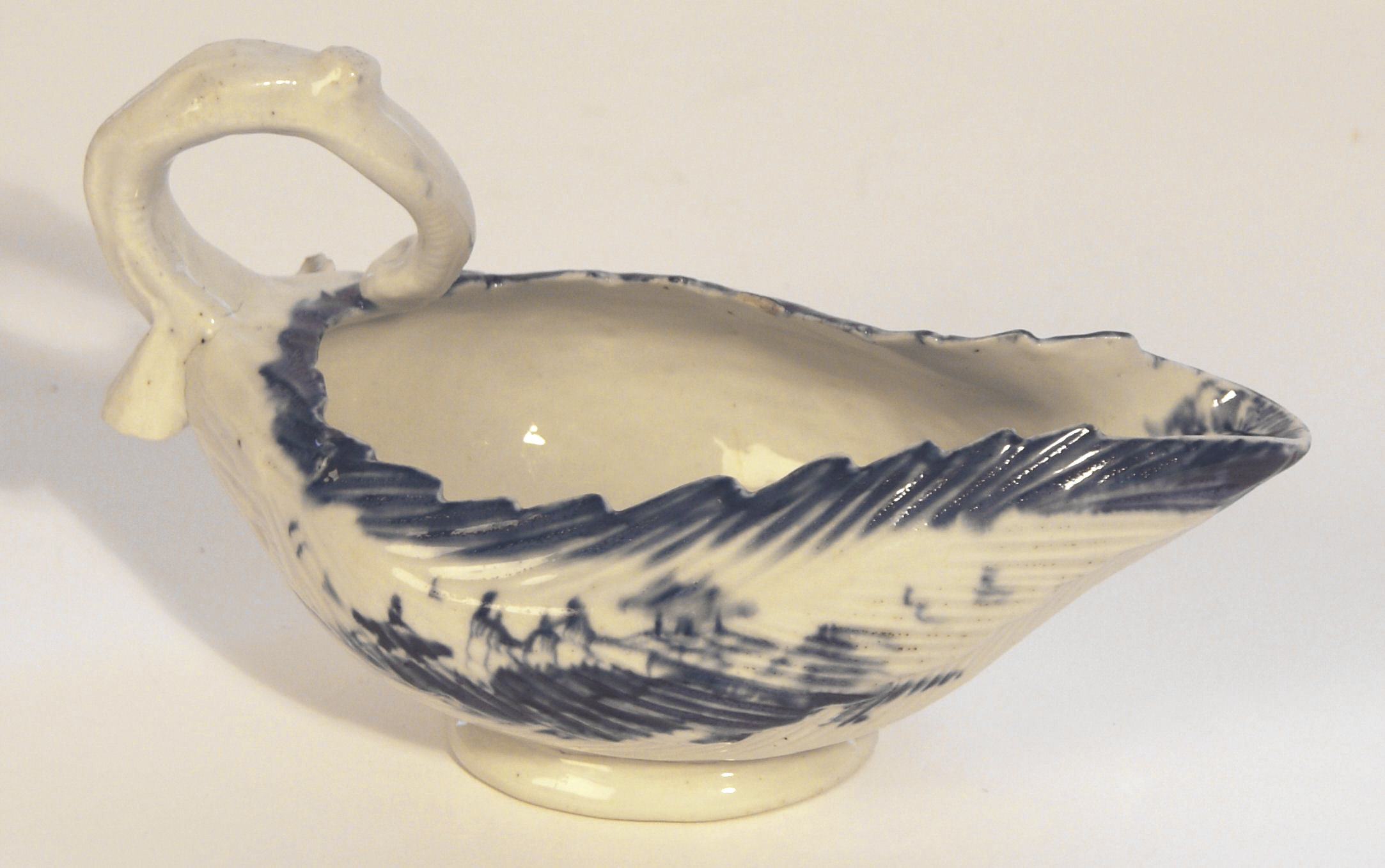 WORCESTER LETTUCE LEAF FORM PORCELAIN SAUCE BOAT