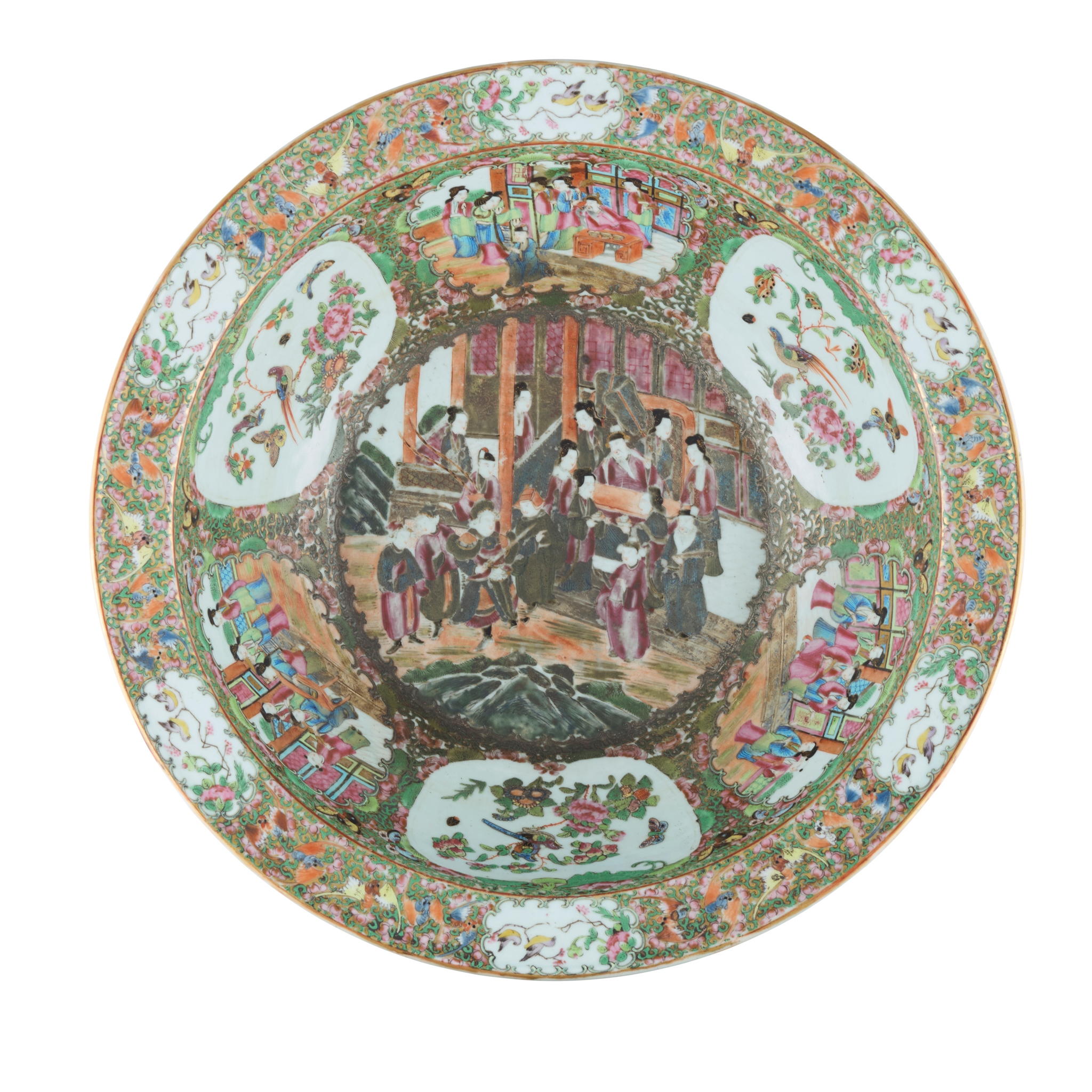 LARGE CHINESE CANTON FAMILLE ROSE BASIN