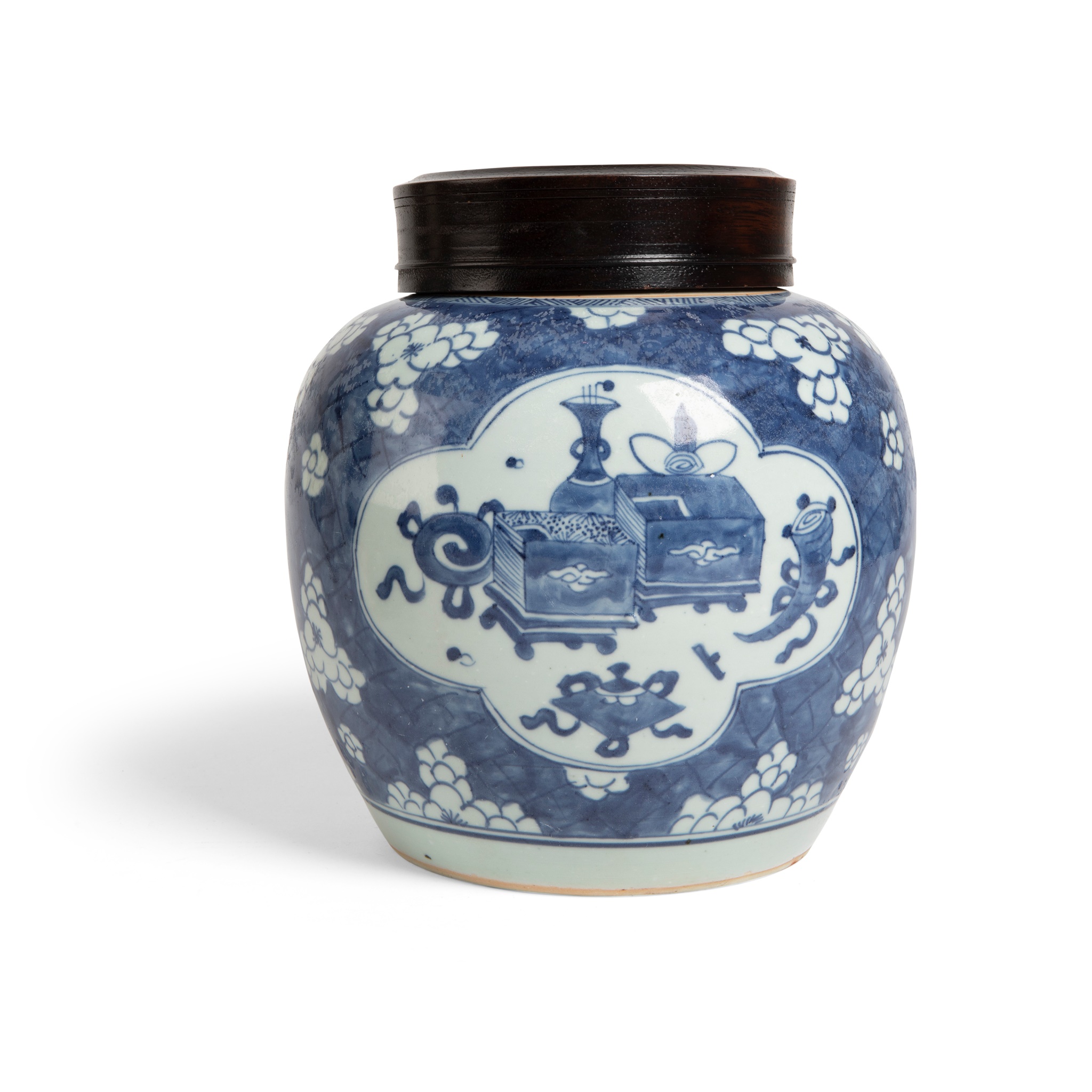 BLUE AND WHITE ’'BUOGUTU’ GINGER JAR