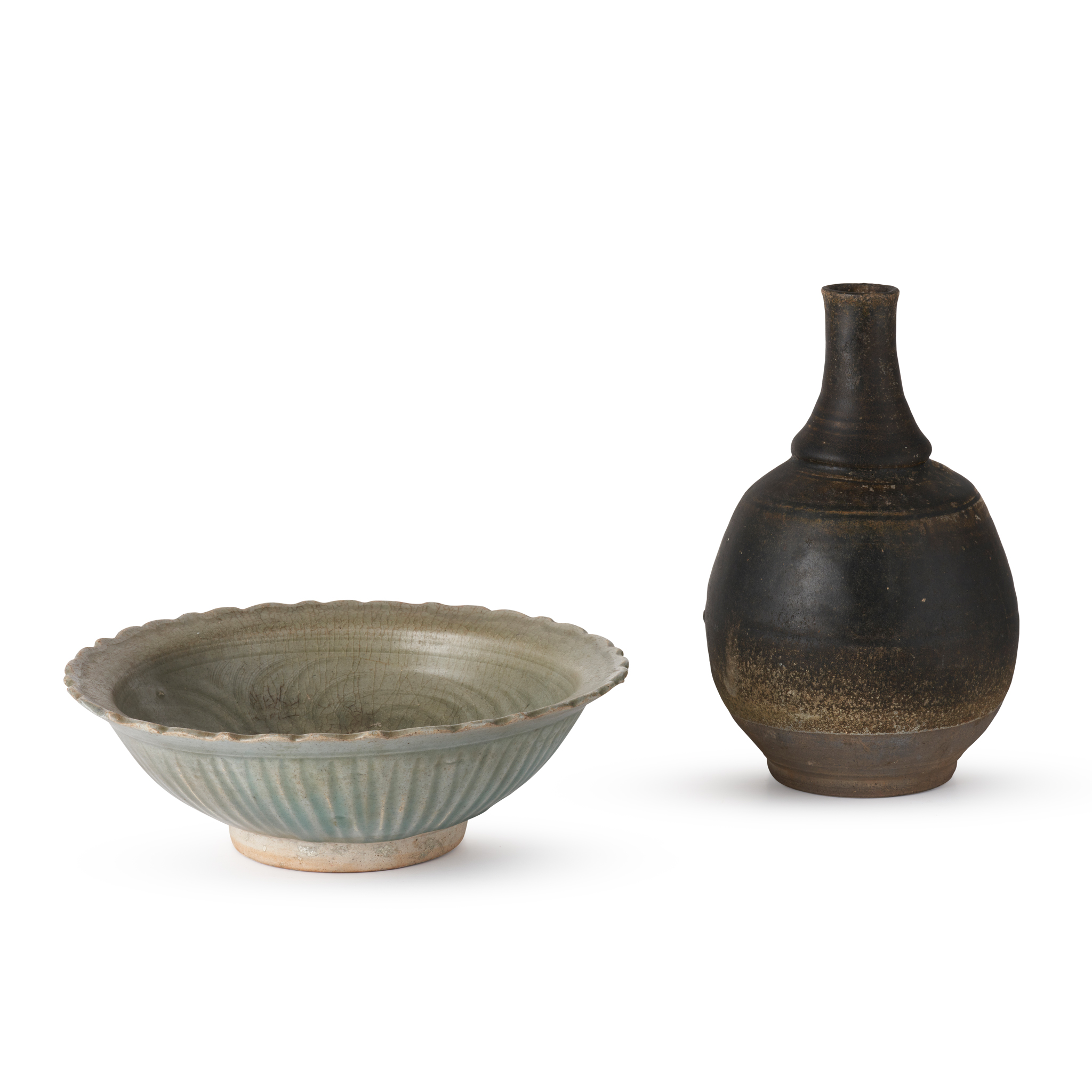 TWO SI SATCHANALAI WARES