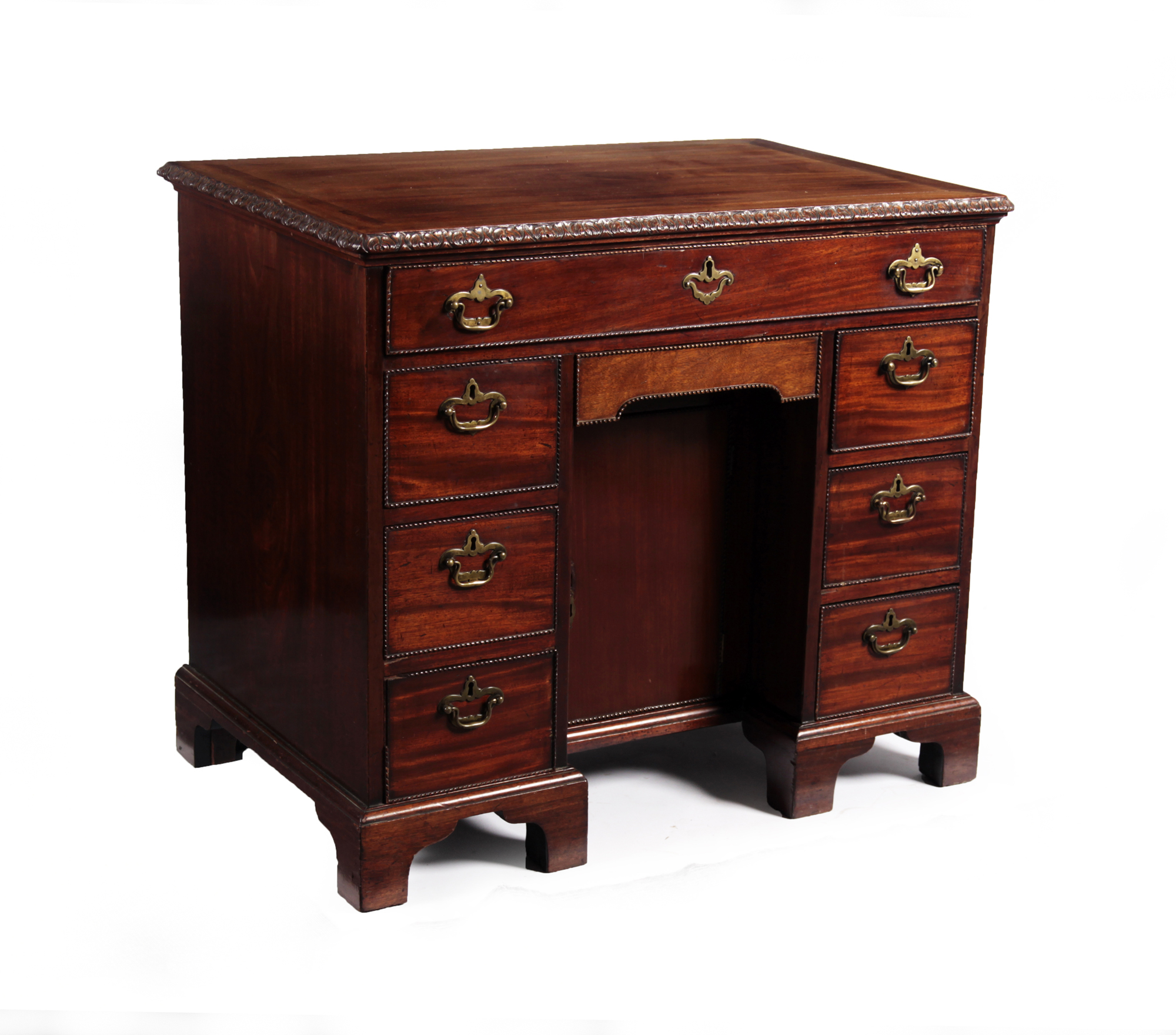 GEORGE III MAHOGANY KNEEHOLE DESK