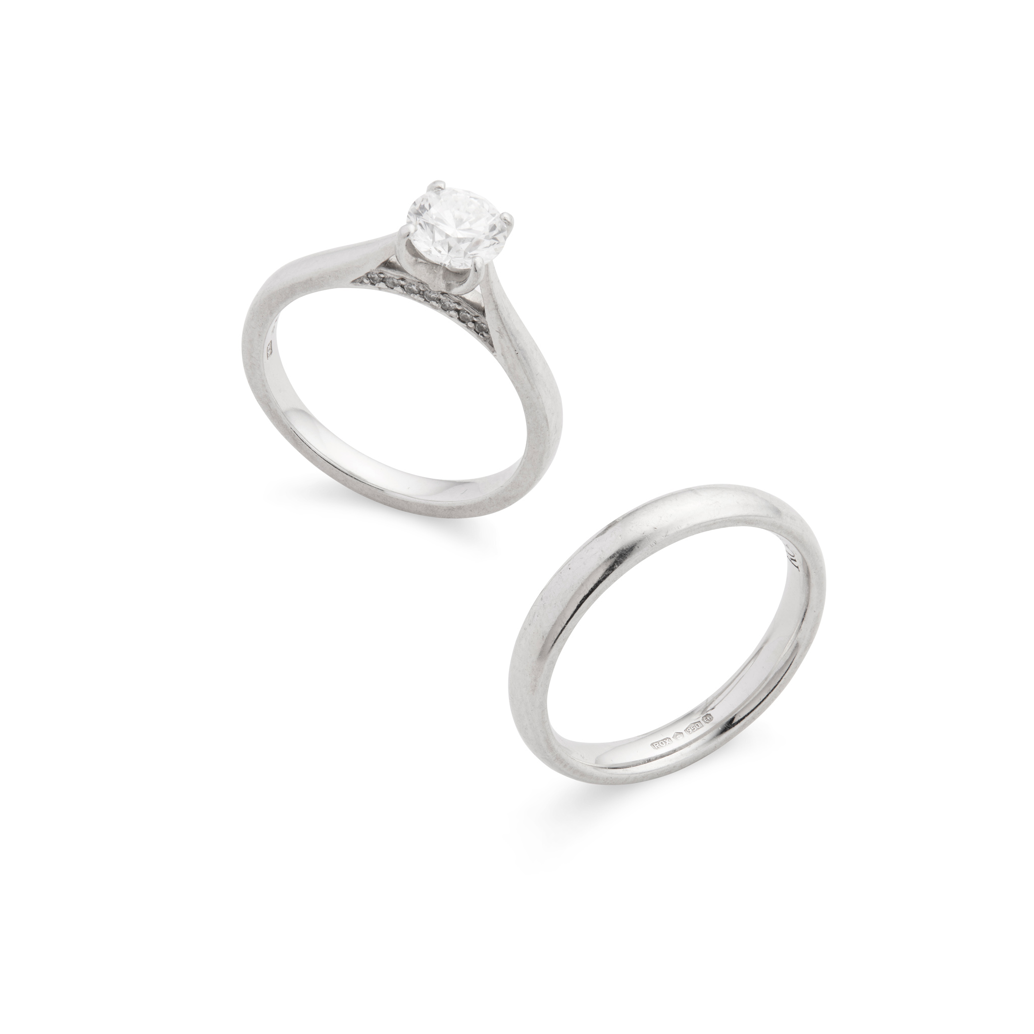 Rox: A platinum diamond single-stone ring