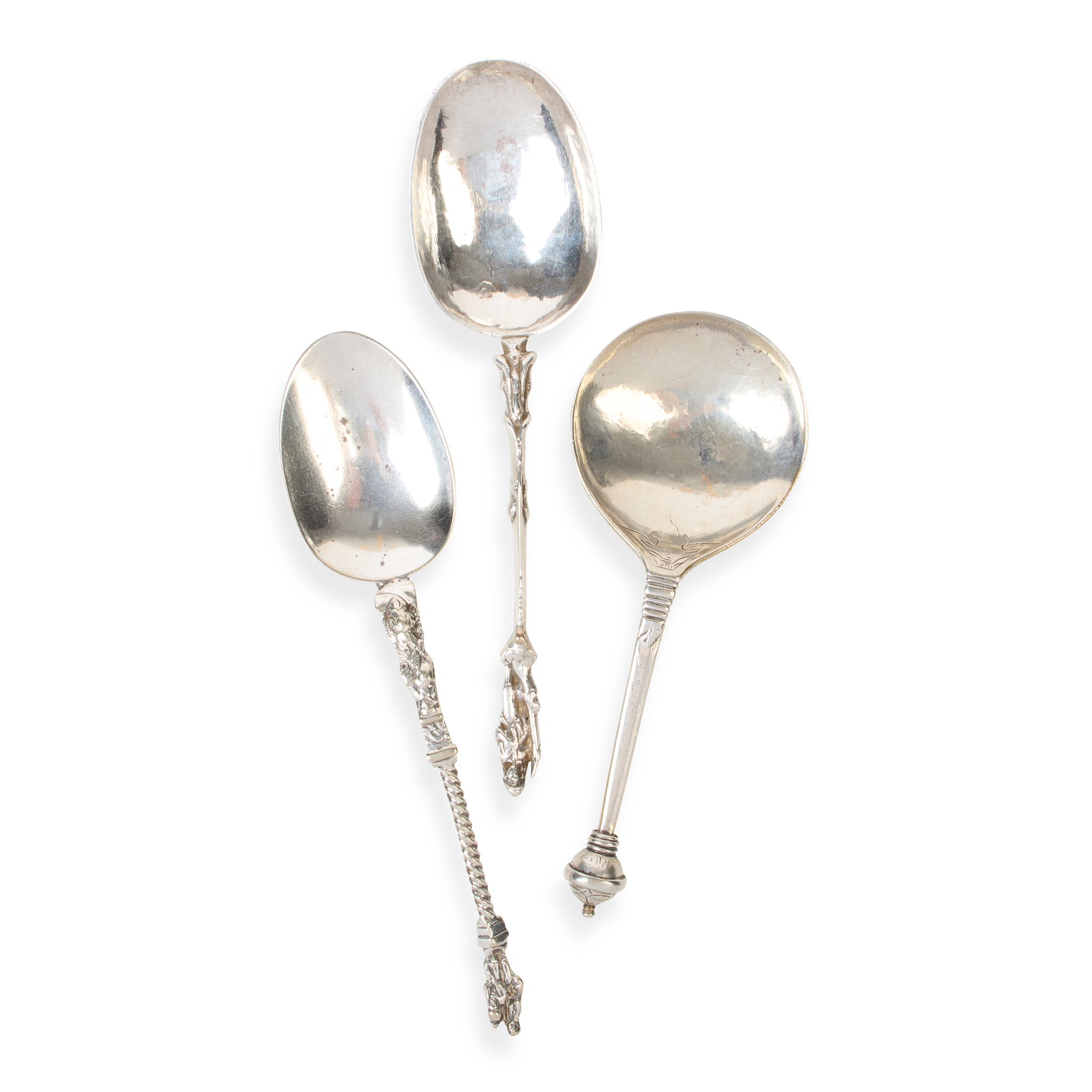 A 17TH CENTURY CONTINENTAL SPOON