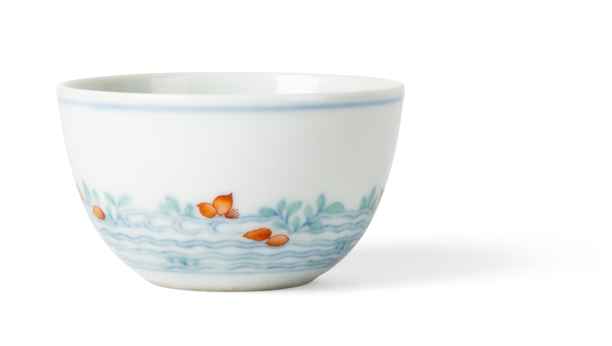CHINESE DOUCAI 'FLOATING PETALS' CUP