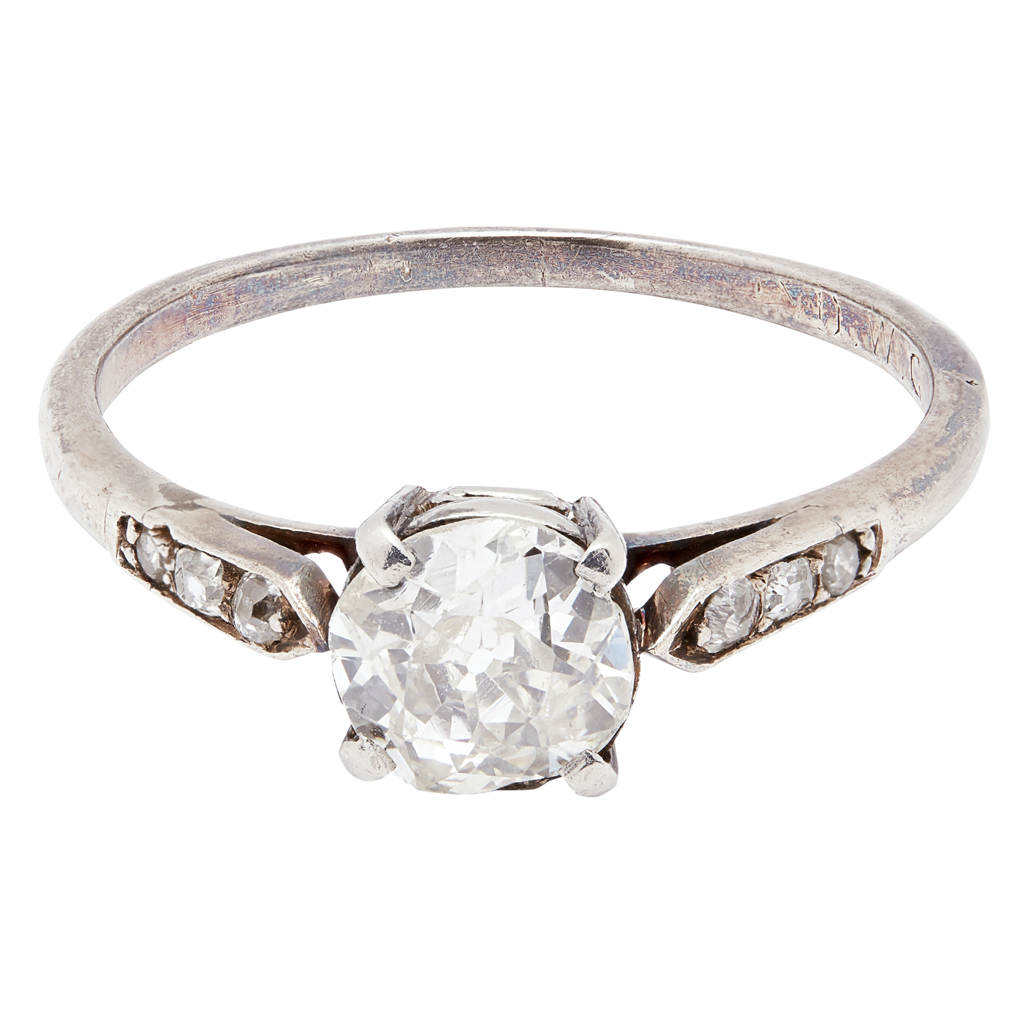 A single stone diamond set ring