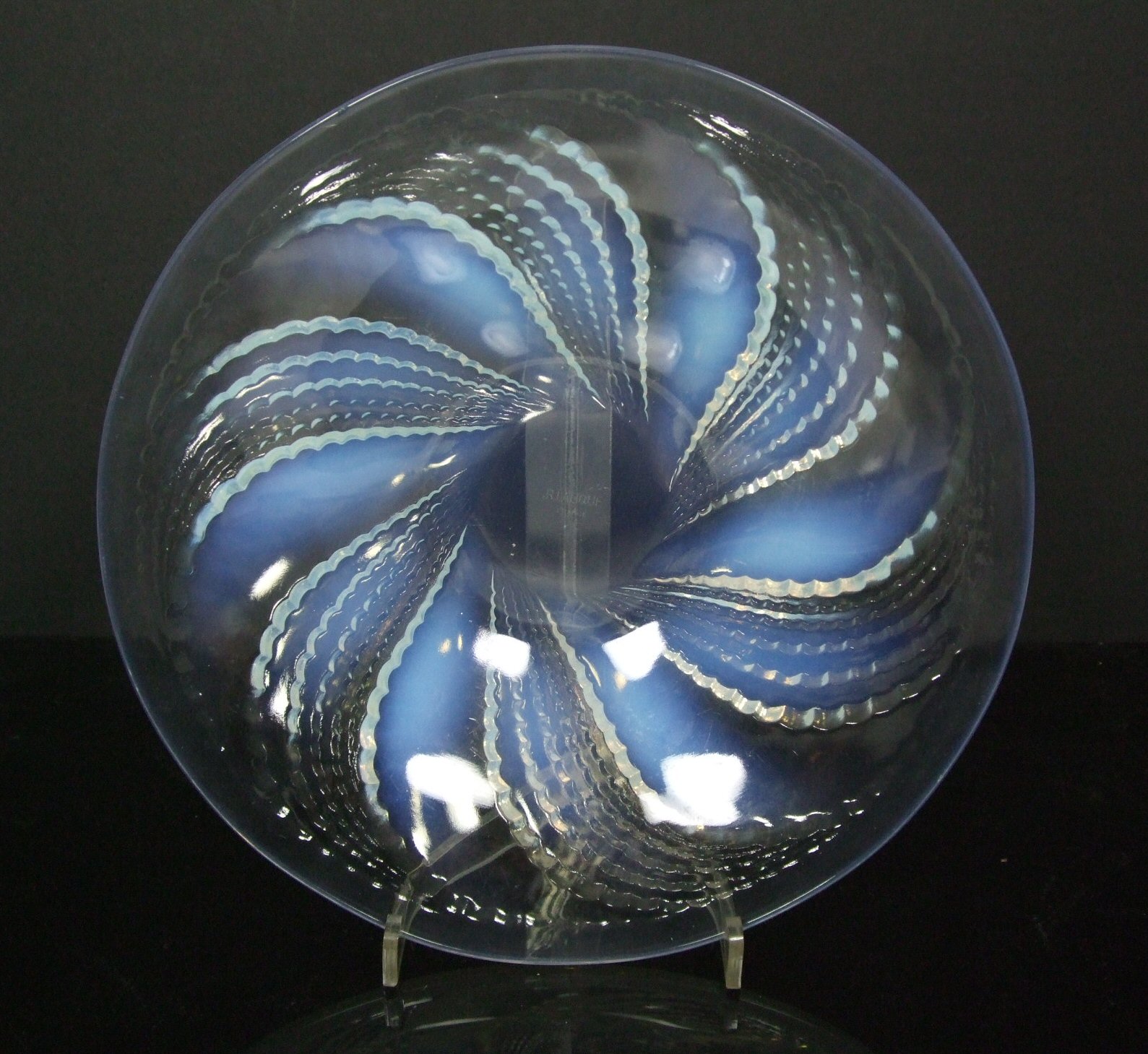 R. LALIQUE