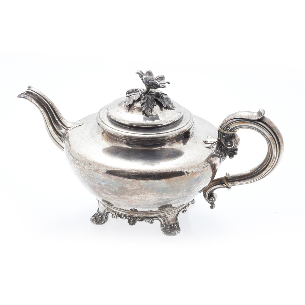 A William IV teapot