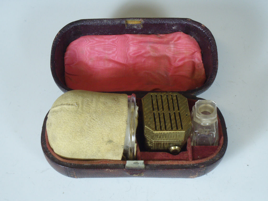 Medical Interest A 19th century Savigny & Co. cupping set