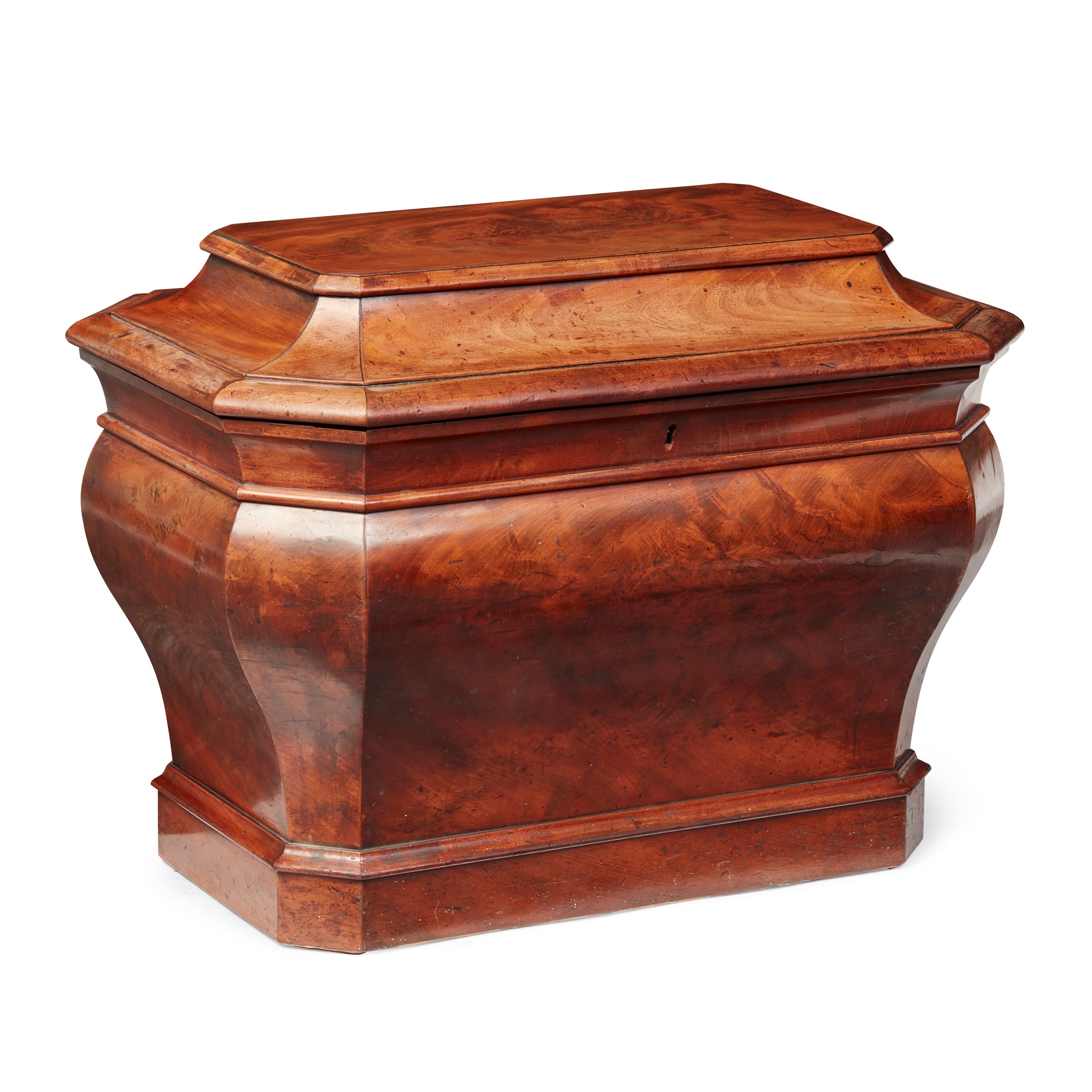 EARLY VICTORIAN MAHOGANY CELLARET