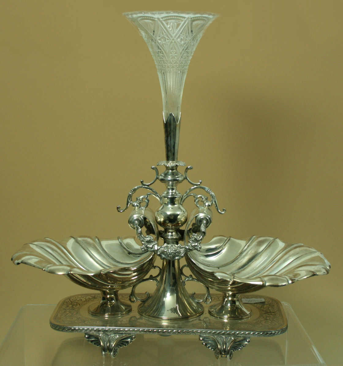 A Victorian silver plated centre piece