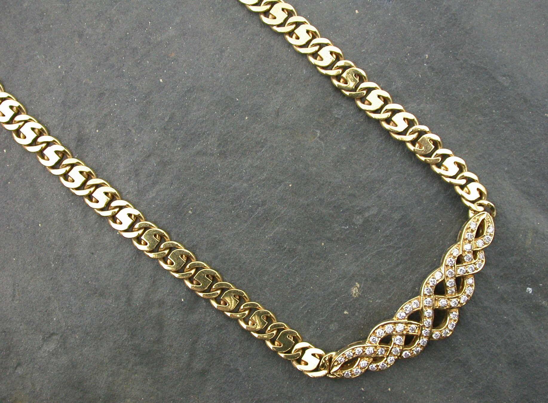 A contemporary diamond necklace,