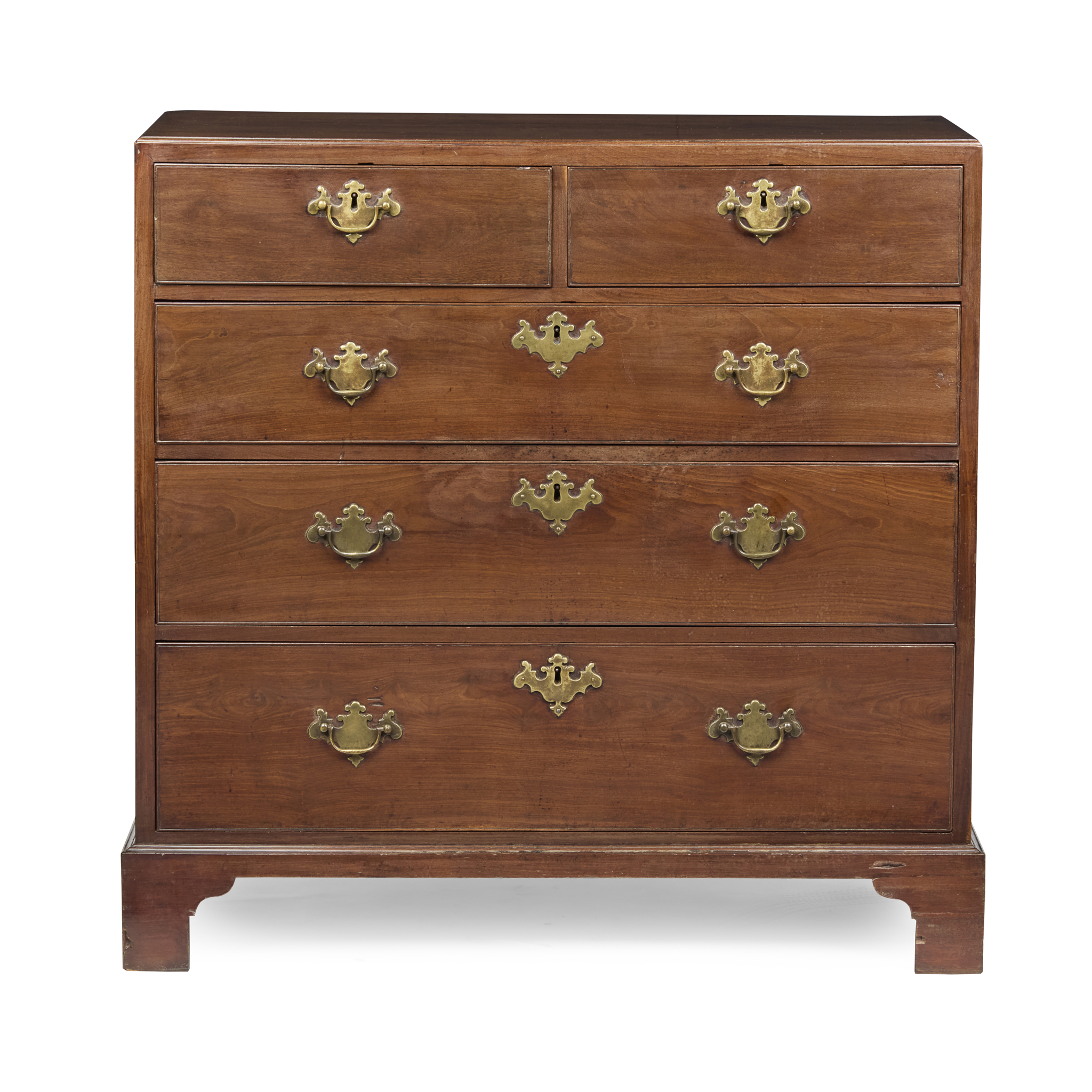 GEORGE III MAHOGANY CADDY TOP CHEST OF DRAWERS