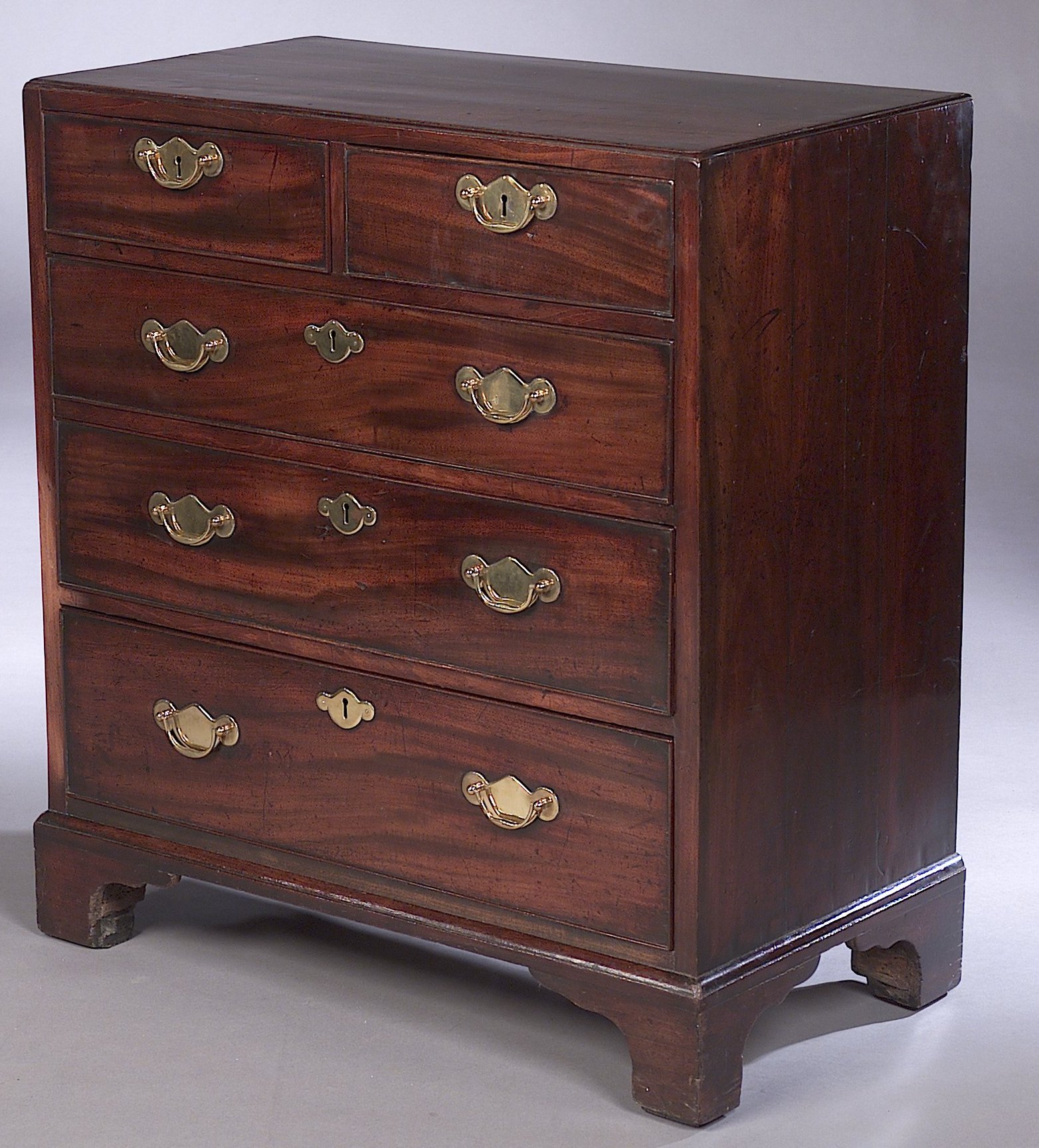 An early George III mahogany chest of drawers