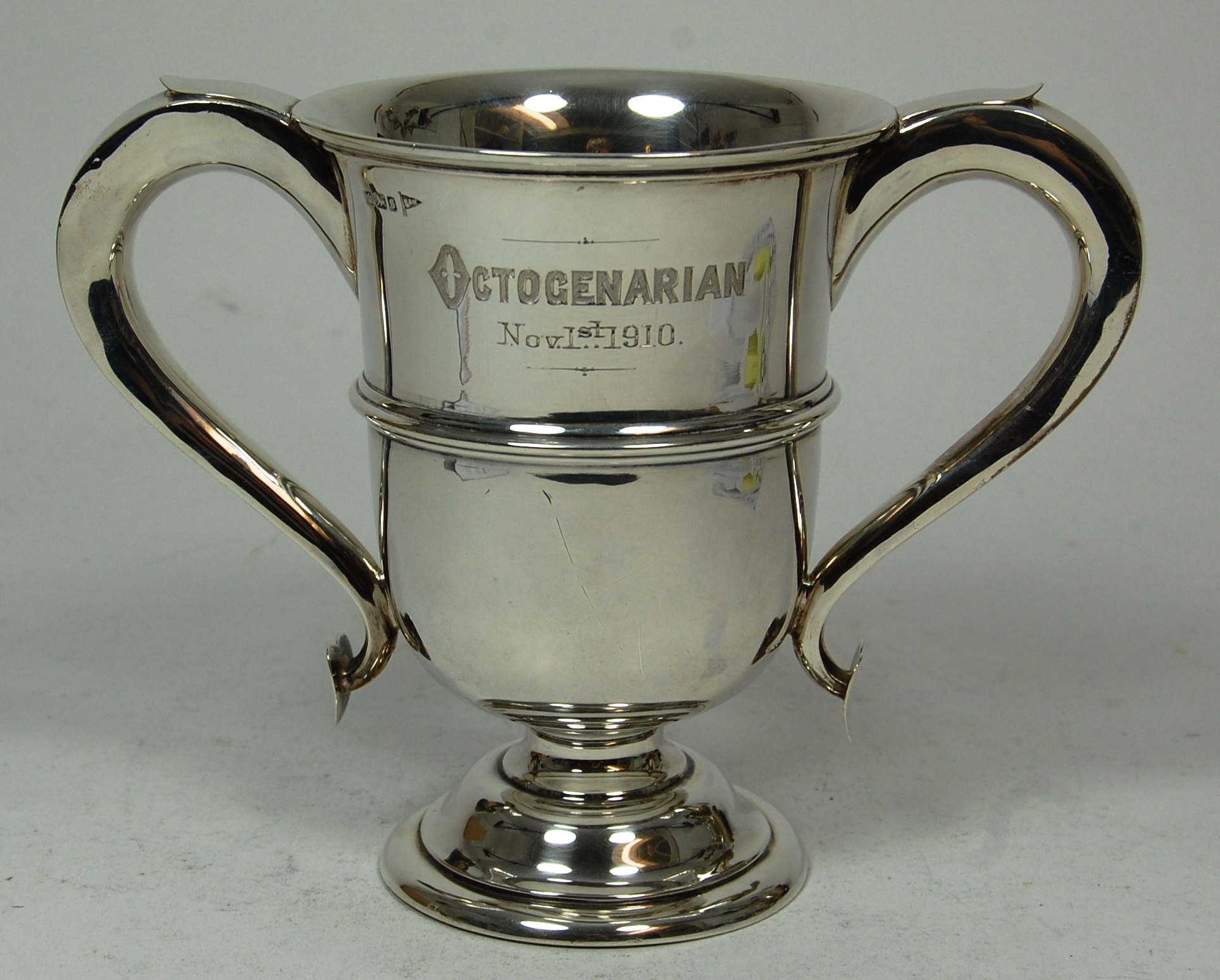 An Edwardian twin handled trophy