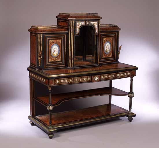 A Victorian bonheur du jour