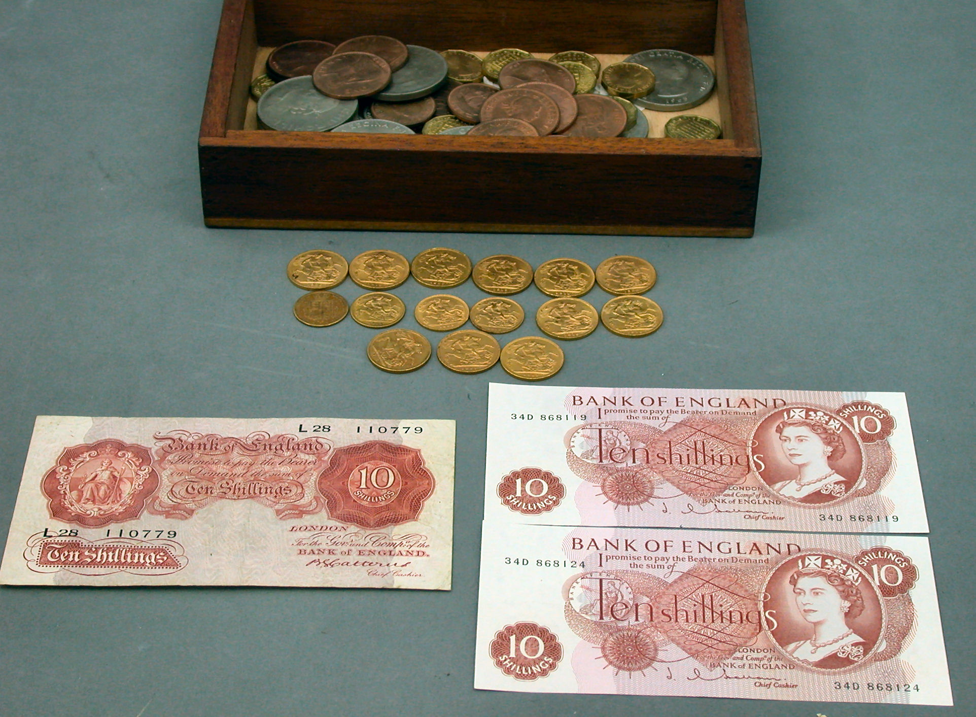 GB sovereigns,