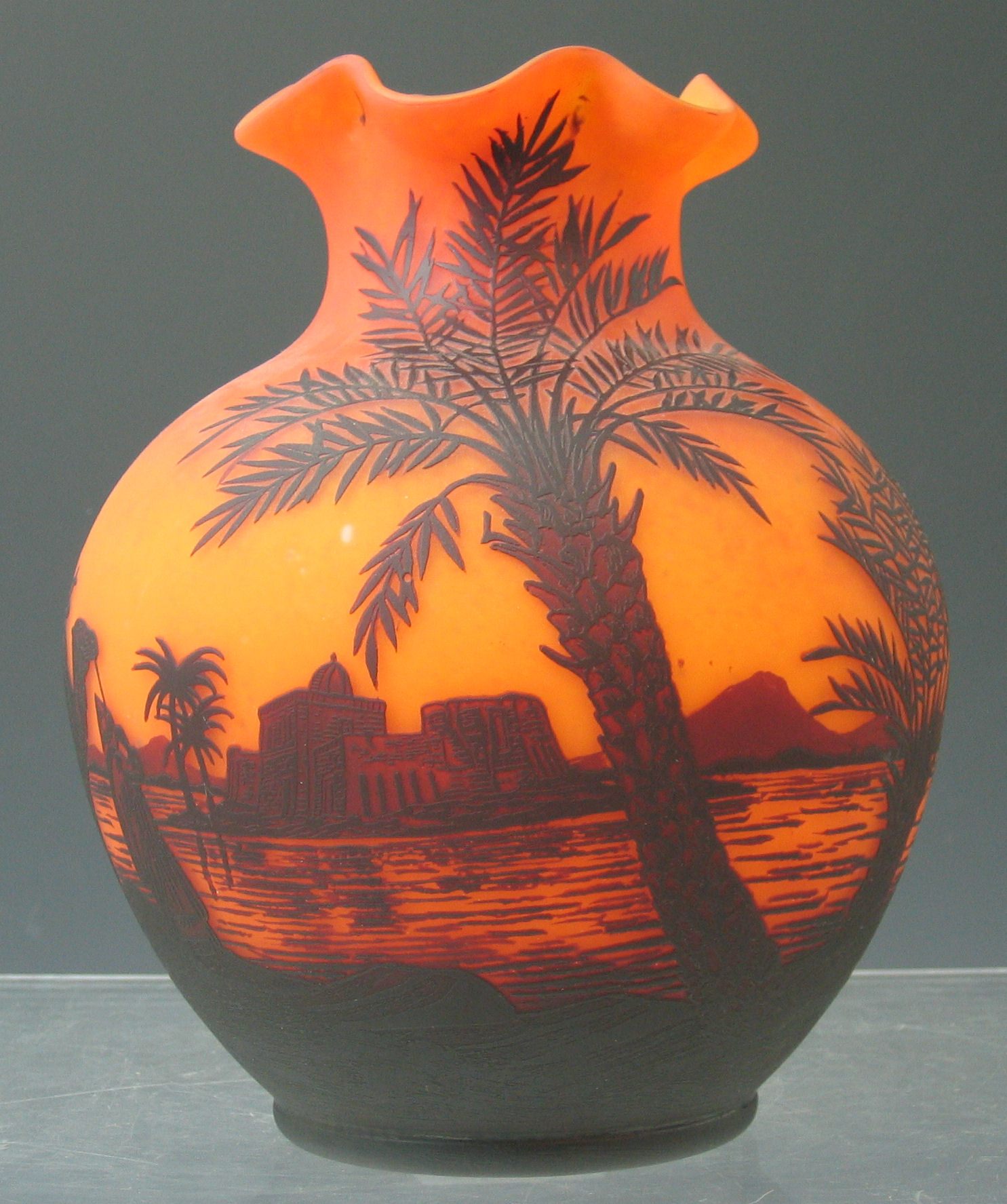 A Degué cameo glass vase,