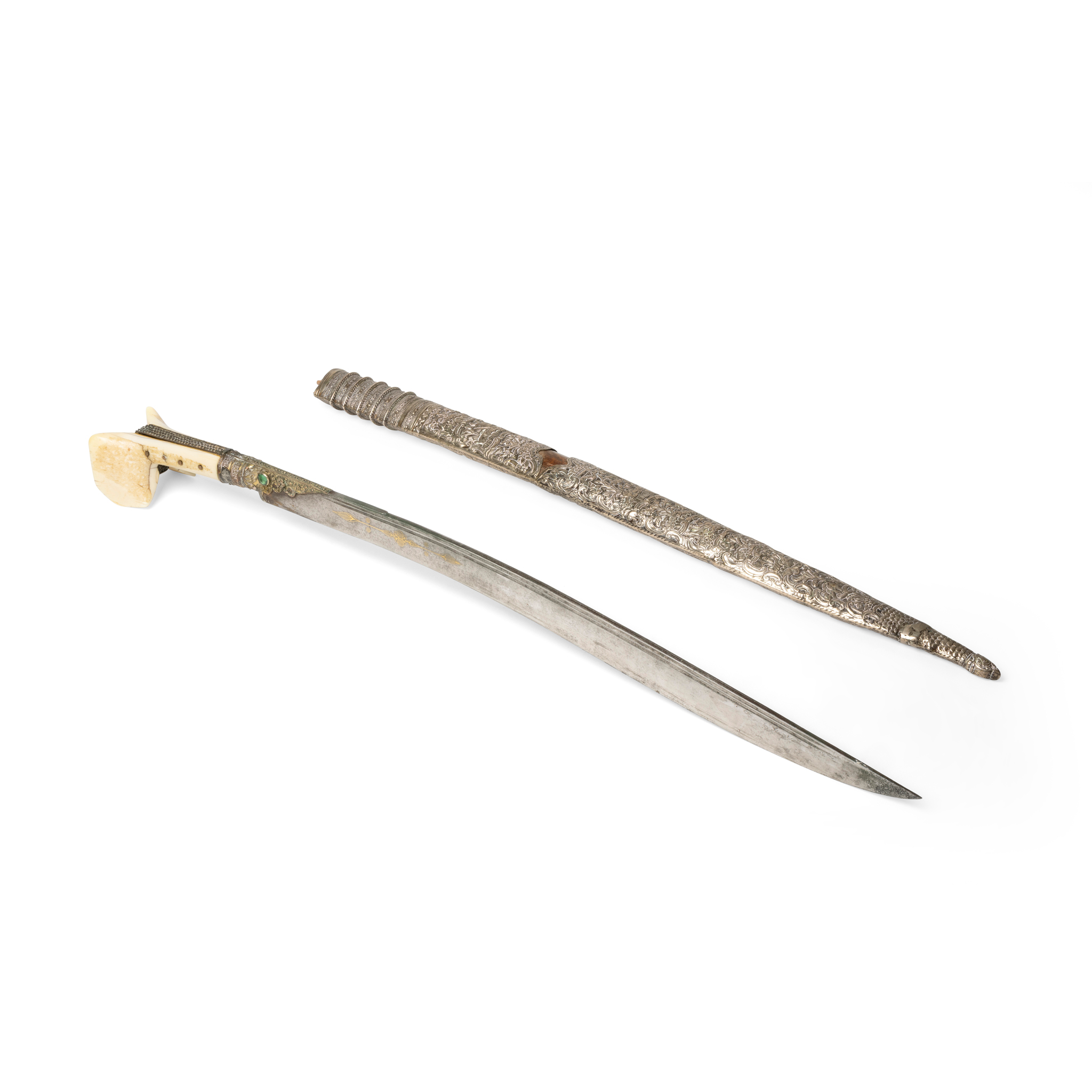 AN OTTOMAN GOLD DAMASCENED STEEL YATAGAN