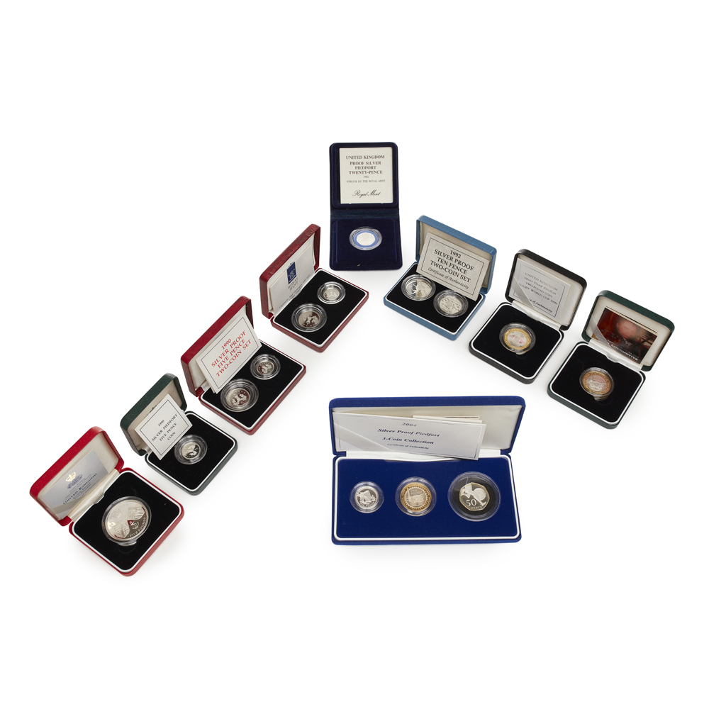 U.K. - A group of silver proof and Piedfort coins