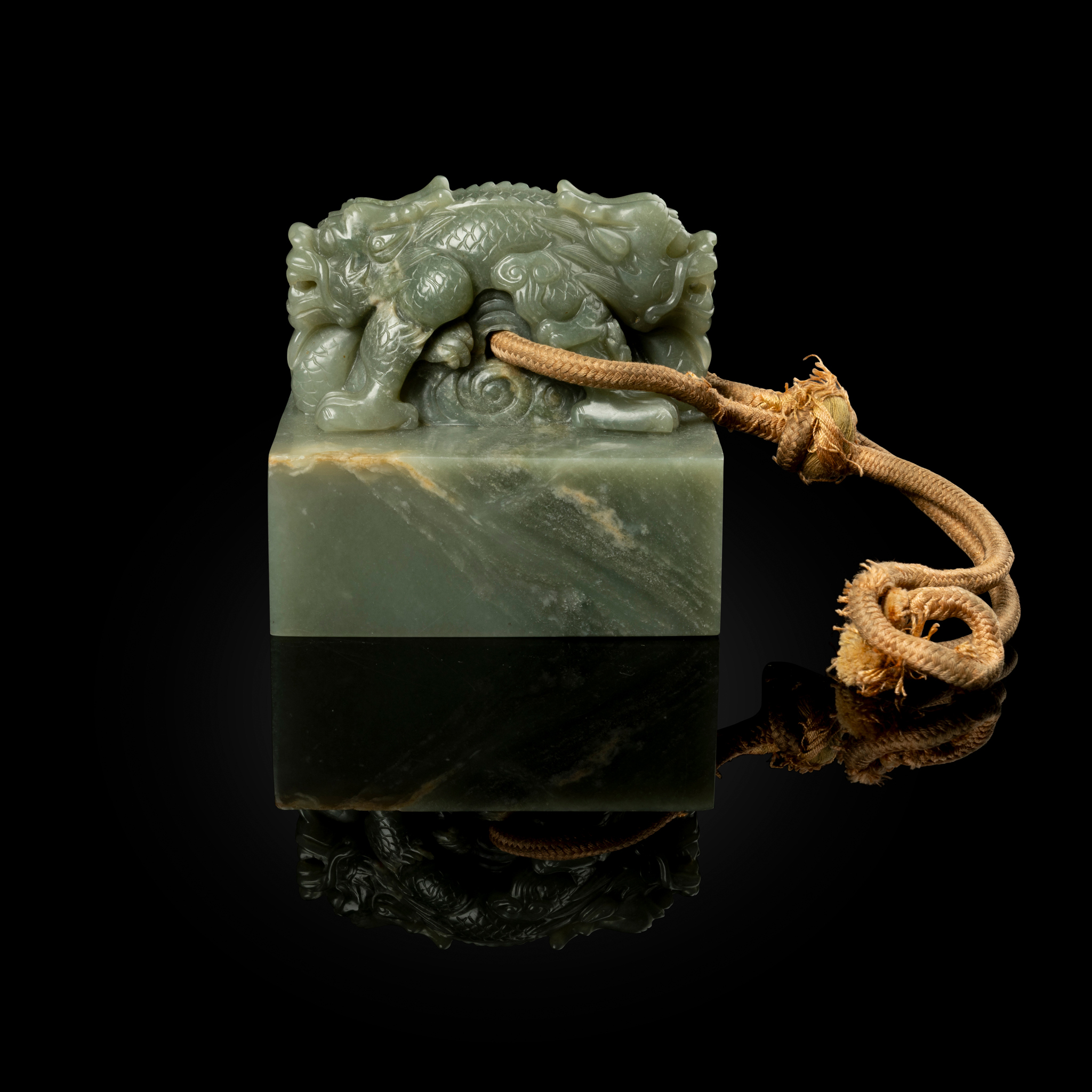LARGE CHINESE CELADON JADE 'DOUBLE-DRAGON' SQUARE SEAL